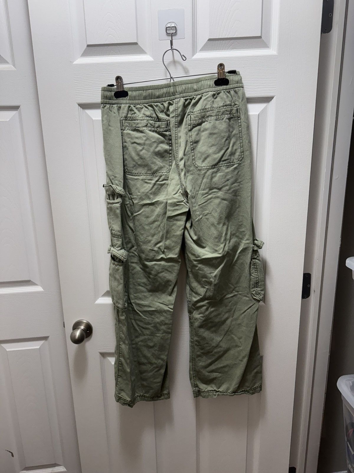Old Navy Old Navy Wide Leg Green Comfort Cargo Pocket Pants Vintage Size US 30 / EU 46 - 3 Thumbnail