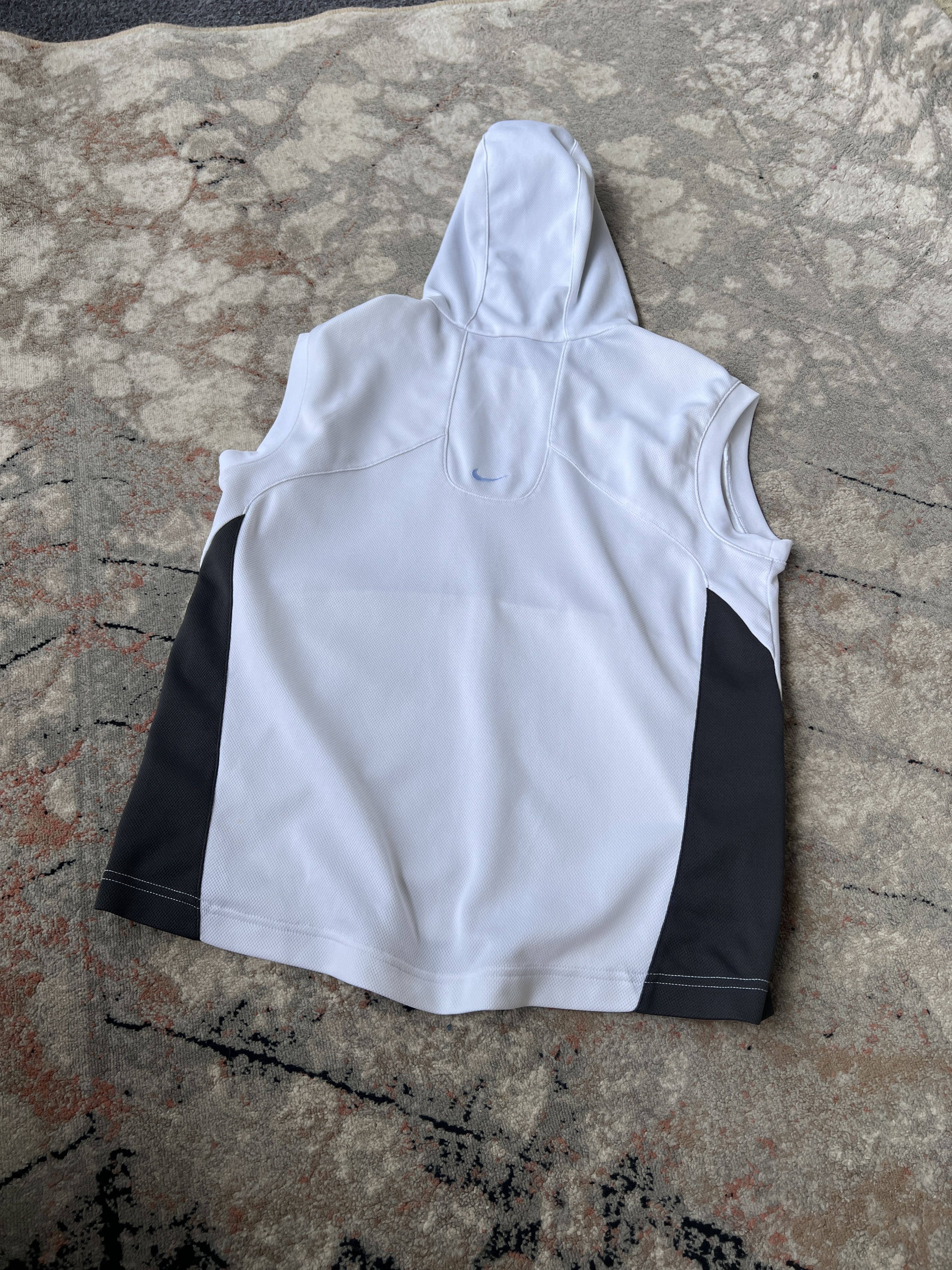 Nike × Vintage Nike Shox Vintage Sleeveless Hoodie Size US S / EU 44-46 / 1 - 7 Thumbnail
