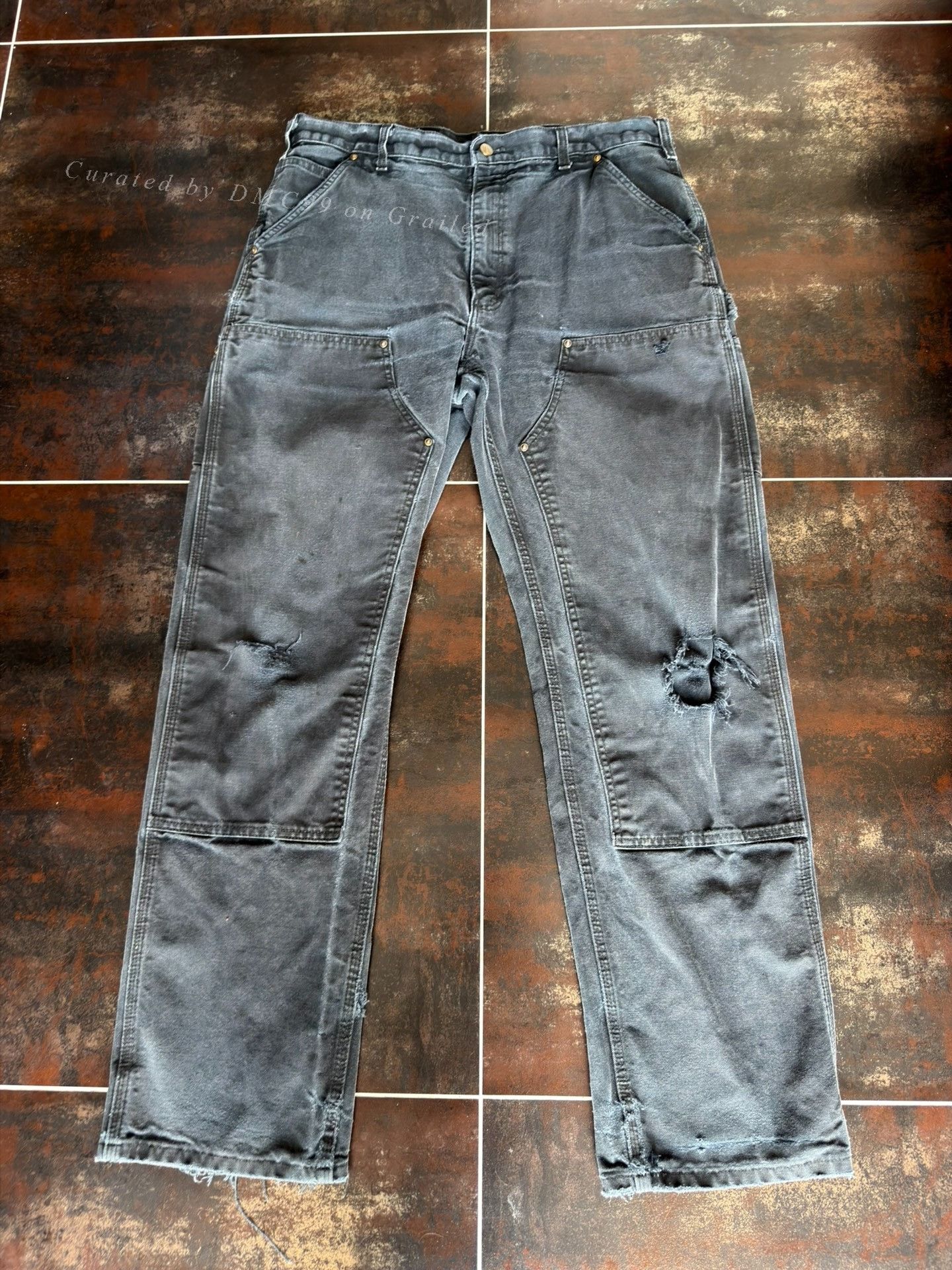Vintage Vintage Carhartt B01 Black Cargo Pants Size US 26 / EU 42 - 1 Thumbnail