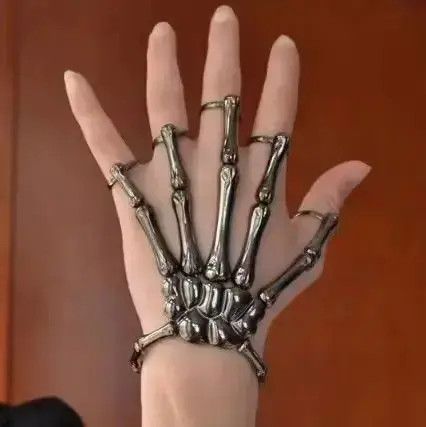 Jewelry Hand Skull Skeleton Bracelet Size ONE SIZE - 2 Thumbnail