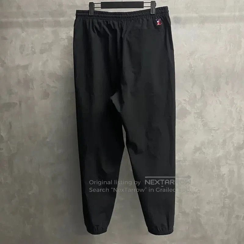Louis Vuitton Louis Vuitton Black Men's Casual Pants . Size US 34 / EU 50 - 2 Thumbnail