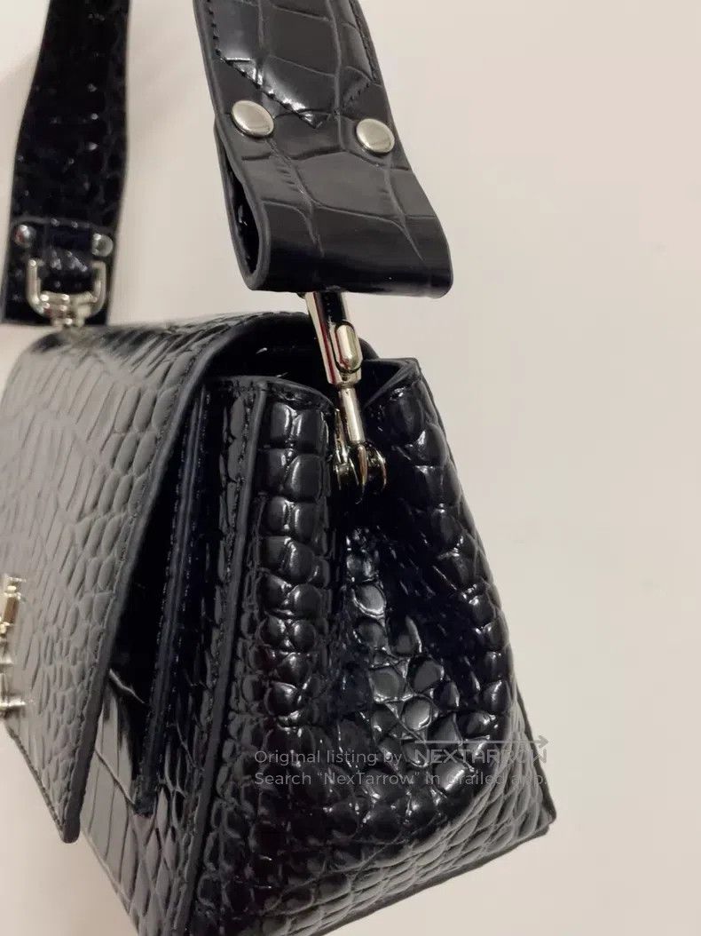Vivienne Westwood Vivienne Westwood size os Black Crocodile Pattern Hazel Med Size ONE SIZE - 4 Thumbnail