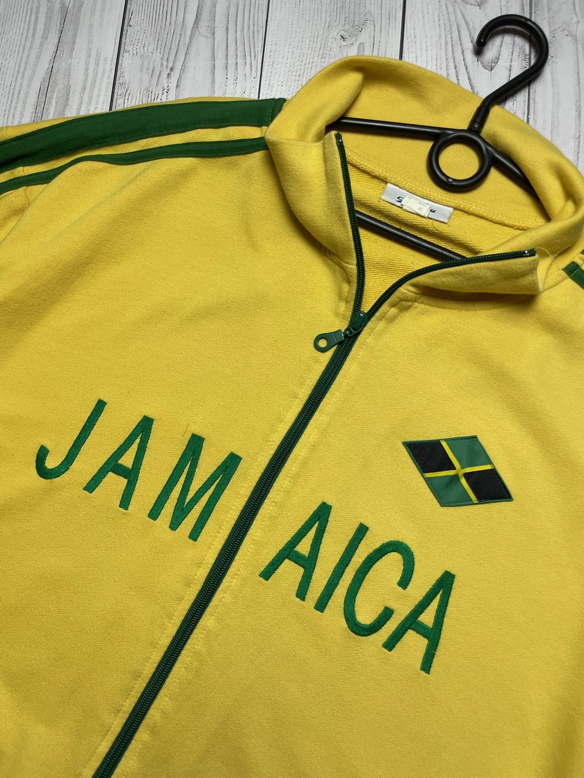 Vintage Vintage Yellow Jamaica jacket big logo rare size XL Size US XL / EU 56 / 4 - 2 Thumbnail