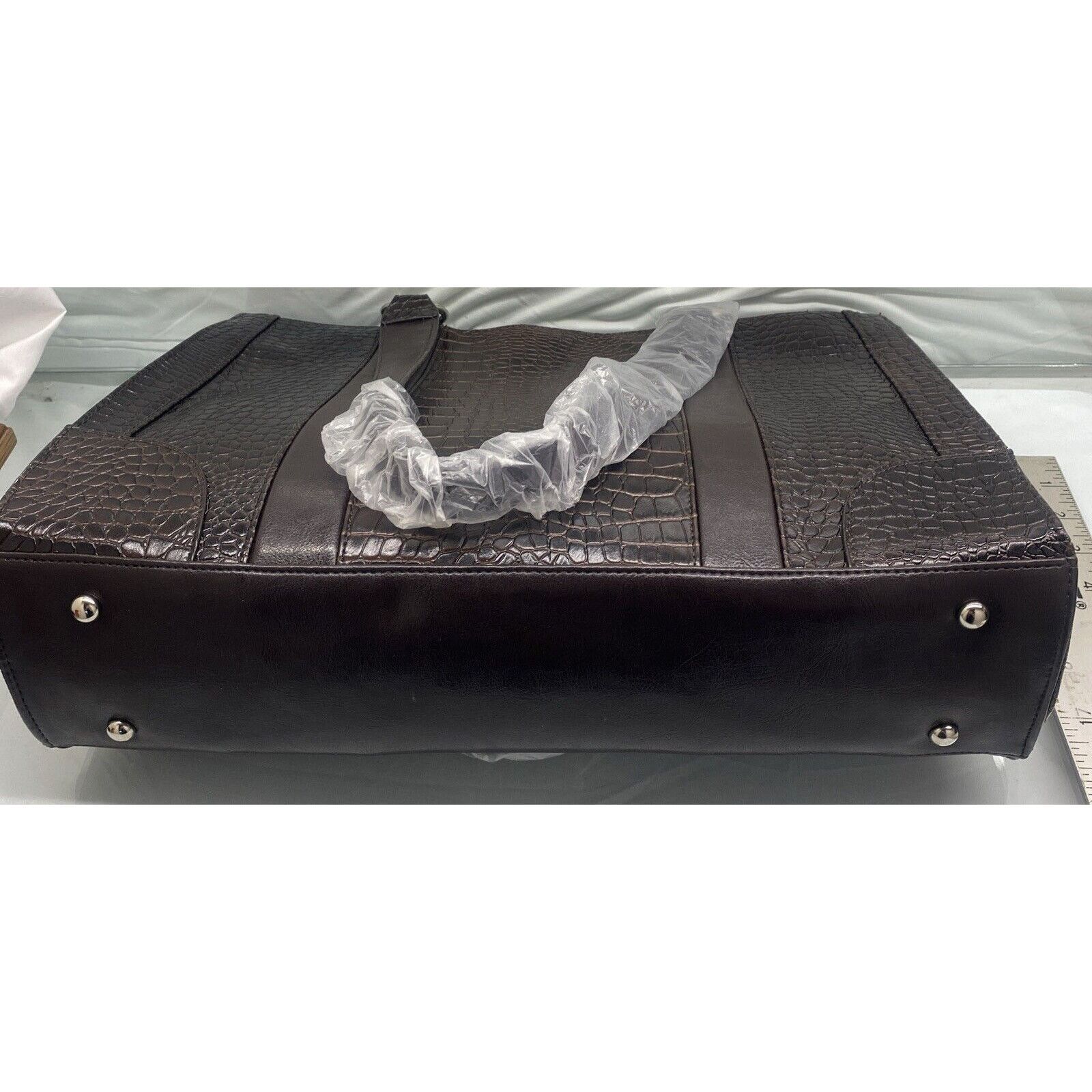 Coldwater Creek Coldwater Creek Faux Crocodile Leather Shoulder bag NEW Size ONE SIZE - 9 Thumbnail