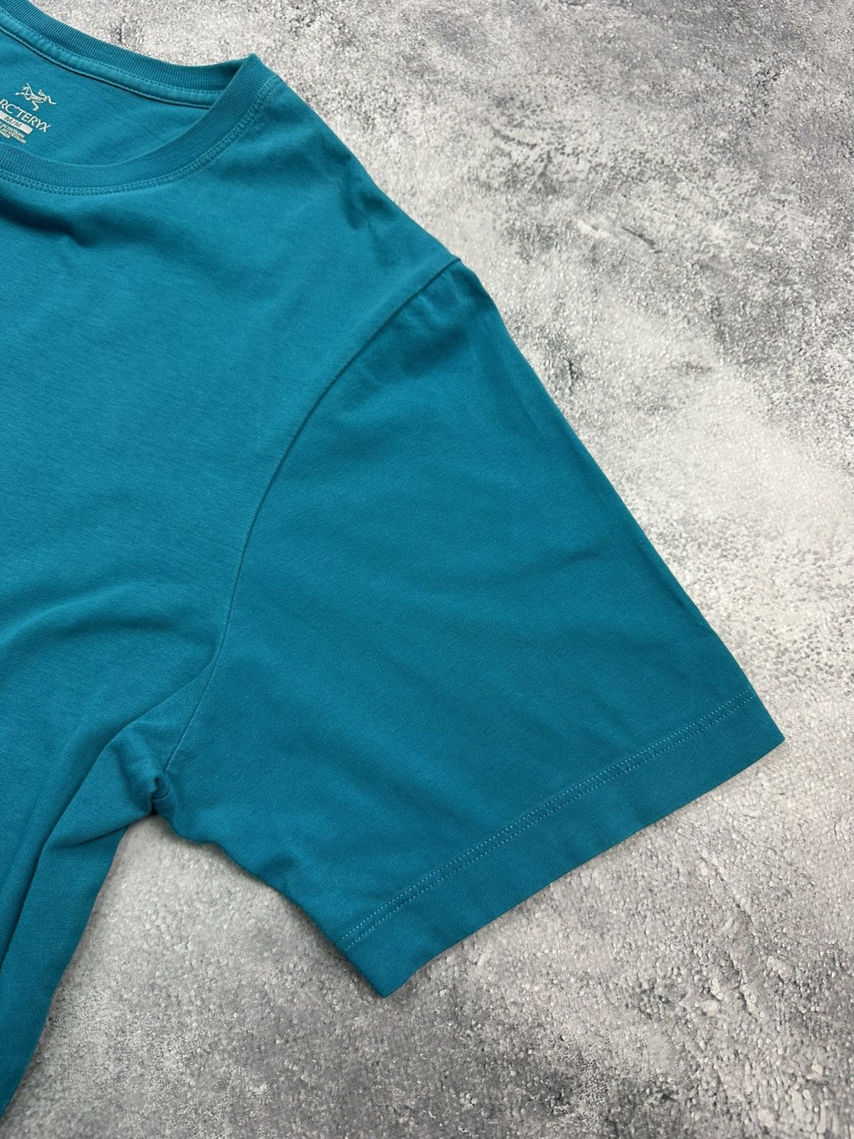 Arc'teryx Arcteryx T-Shirt Outdoor Gorpcore Big Centre Logo Blue Tee Size US M / EU 48-50 / 2 - 9 Thumbnail
