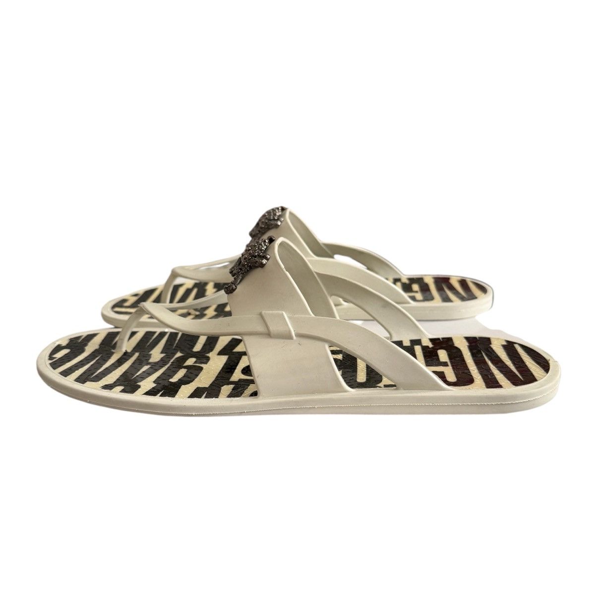 Vivienne Westwood Vivienne Westwood Skull Rubber Slippers Size US 9 / EU 42 - 3 Thumbnail