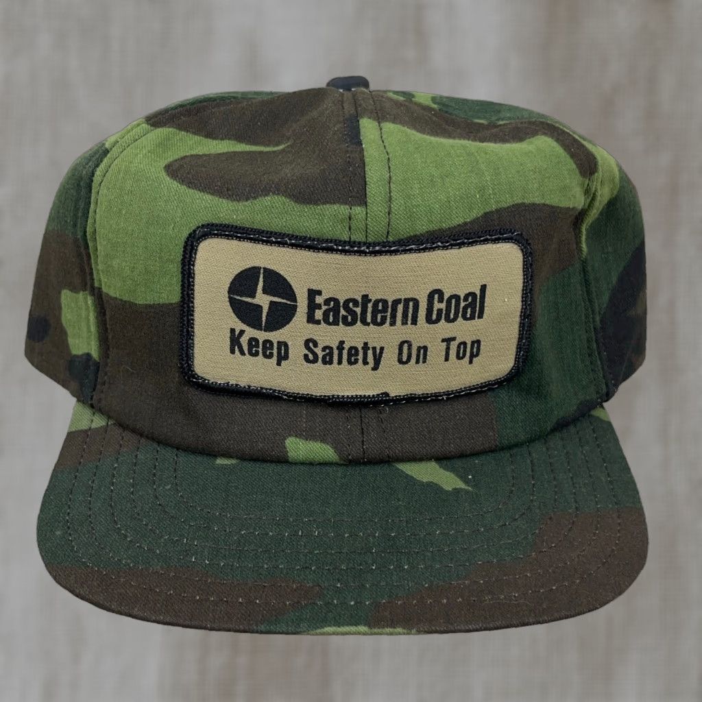 Vintage VINTAGE Eastern Coal Trucker Hat Cap Camo Made In USA 80s Mining Co Patch WV Green Cotton Nylon Knit Adjustable Snapback Mens Hat Size ONE SIZE - 1 Thumbnail