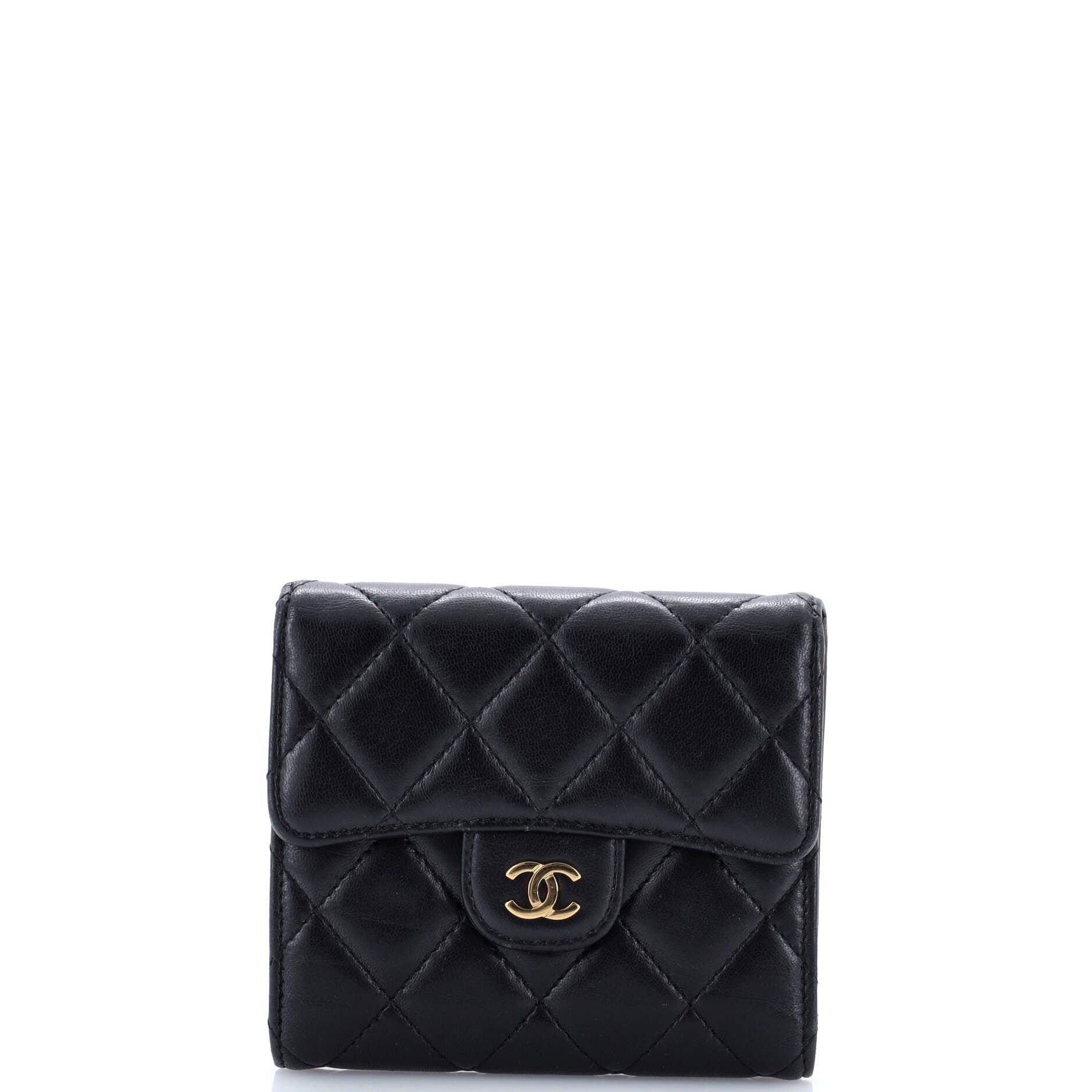 Chanel CC Compact Classic Flap Wallet Size ONE SIZE - 1 Thumbnail