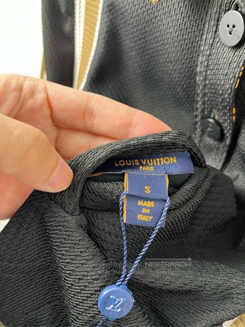 Louis Vuitton LV Black Logo Print Collar Jacket S. Size US S / EU 44-46 / 1 - 4 Thumbnail
