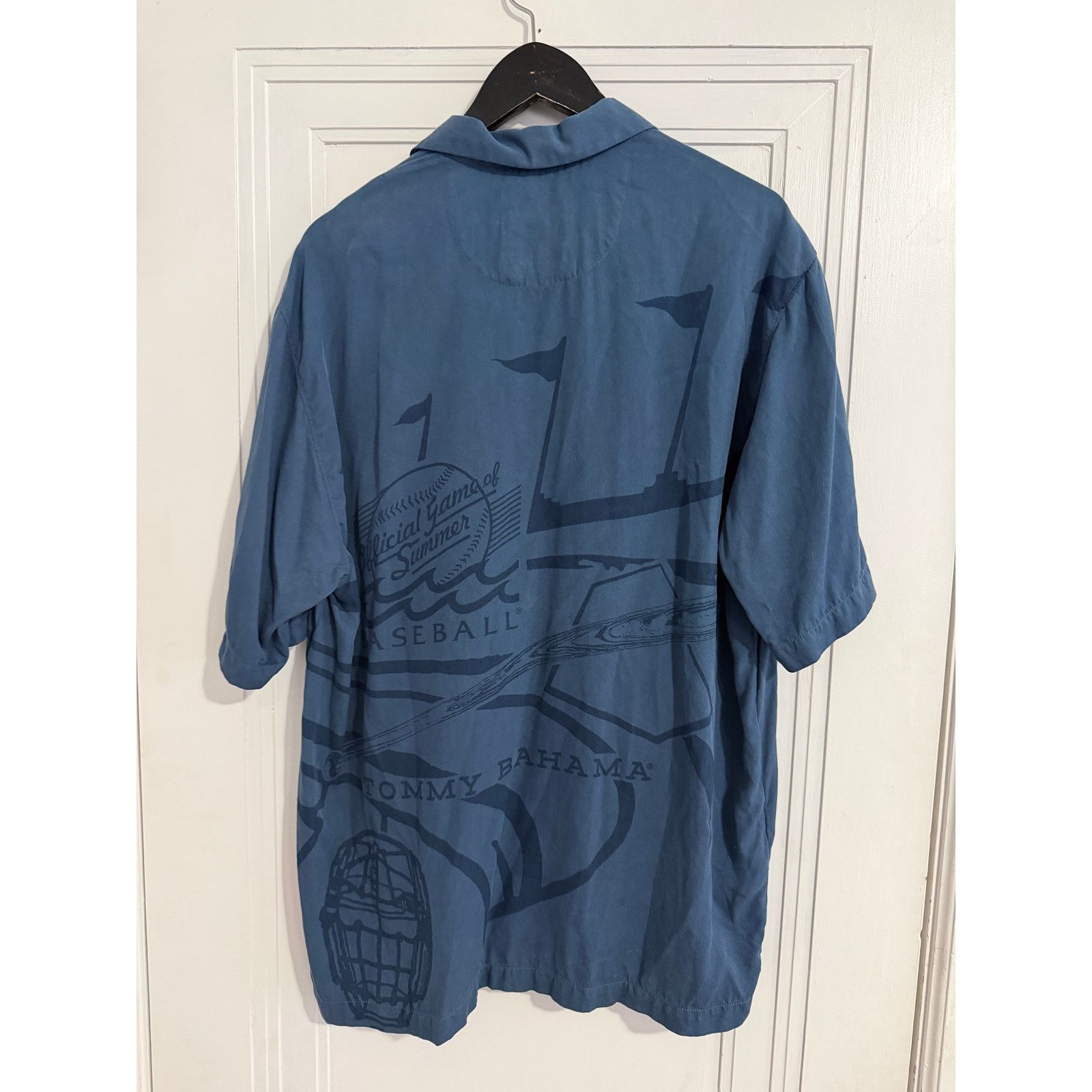 Tommy Bahama Minnesota Twins Tommy Bahama 100% Silk Shirt Men's Size M Size US M / EU 48-50 / 2 - 5 Thumbnail