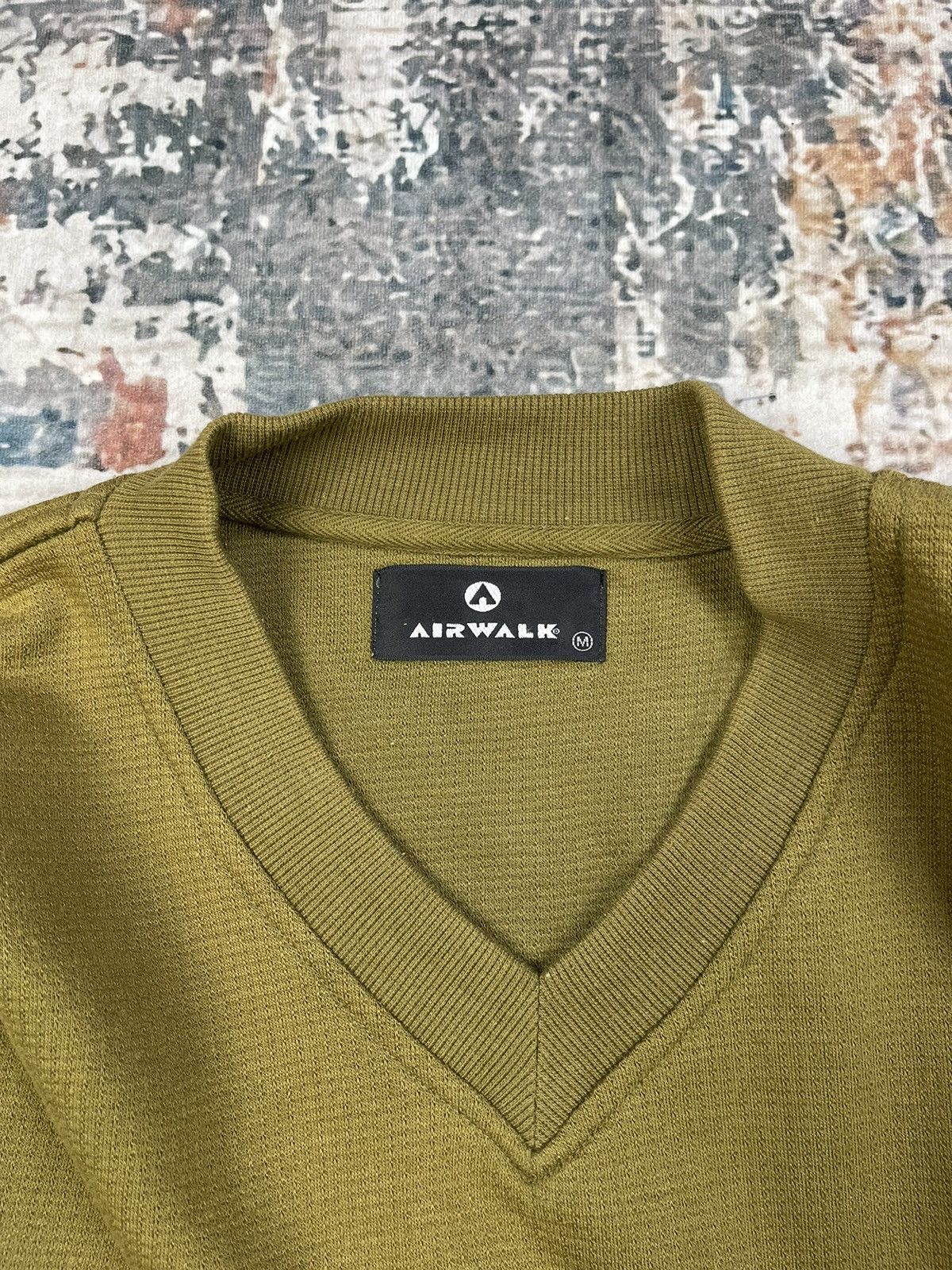 Airwalk Vintage Airwalk V-Neck Striped Sweater Size US M / EU 48-50 / 2 - 9 Thumbnail