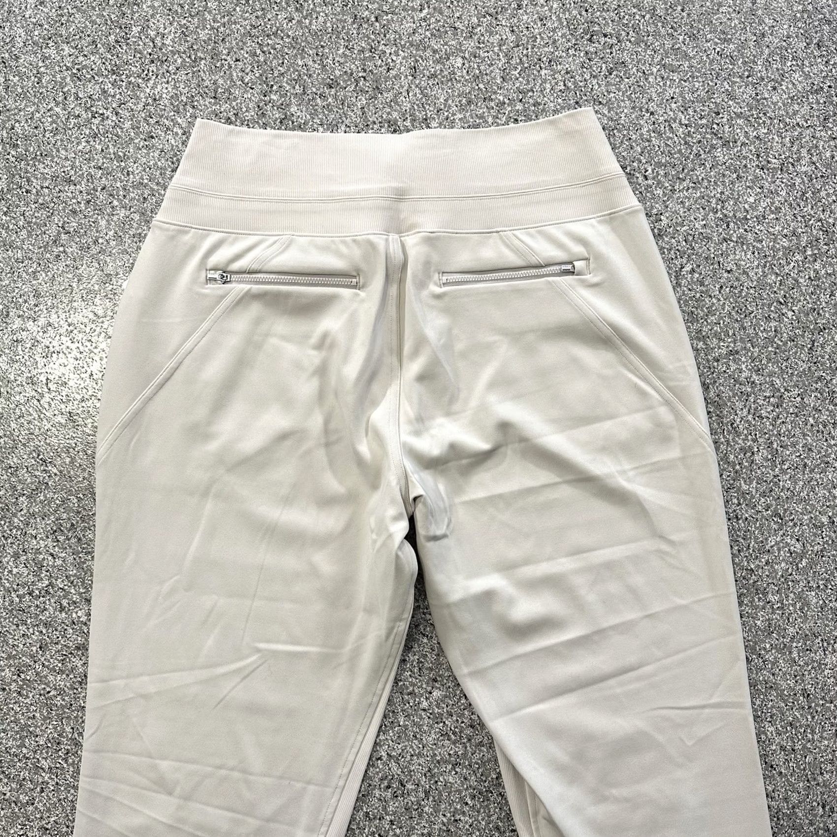 Athleta Athleta Activewear Womens Jogger Pants Beige Fit Tapered L High Rise Size 36" / US 14 / IT 50 - 4 Thumbnail