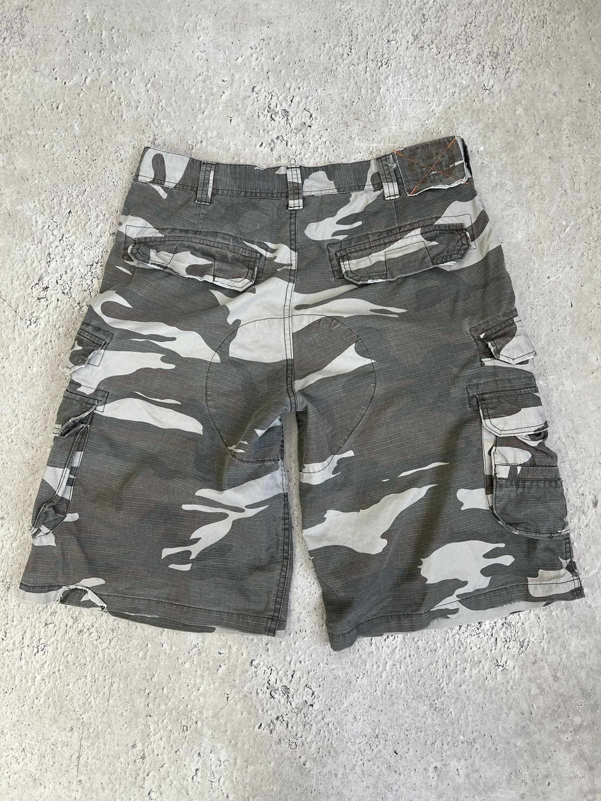 Carhartt Camo Cargo Shorts Military Streetwear Casual Fit Carhartt Size US 32 / EU 48 - 7 Thumbnail