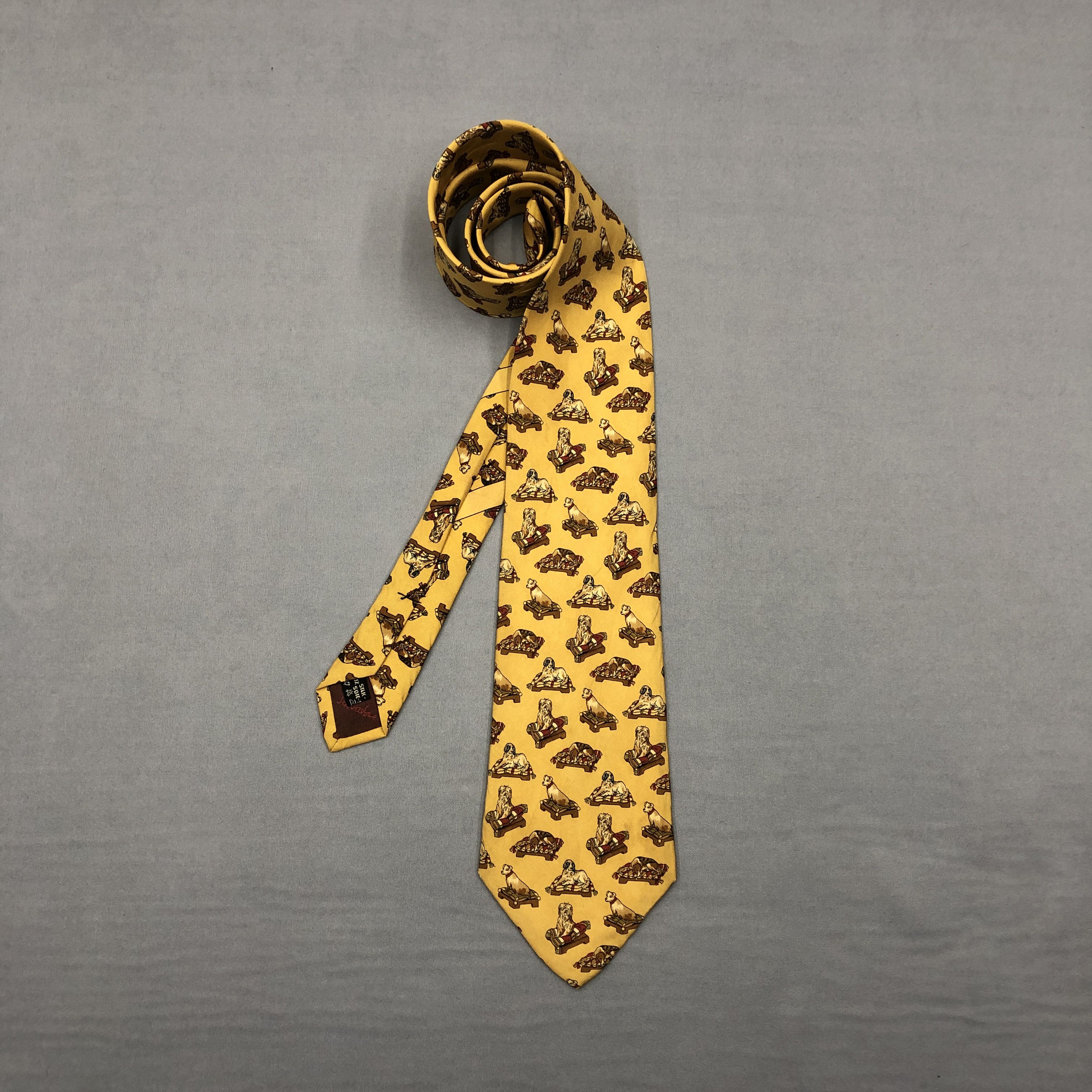 Salvatore Ferragamo Vintage Salvatore Ferragamo SILK Necktie Dogs Motif Cravate Size ONE SIZE - 1 Thumbnail