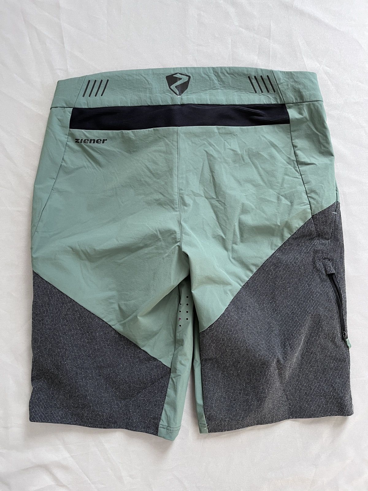 Other Ziener NIBAN X-SHAPE Cycling Shorts Size US 34 / EU 50 - 13 Thumbnail