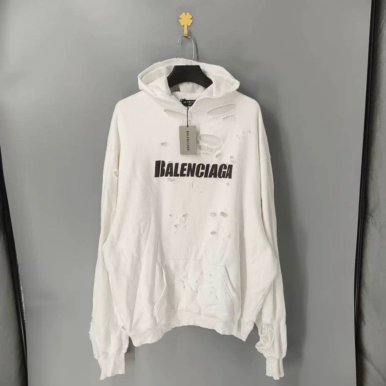 Balenciaga Balenciaga Fleece sweatshirt with logo print and ripped ef Size US S / EU 44-46 / 1 - 1 Thumbnail