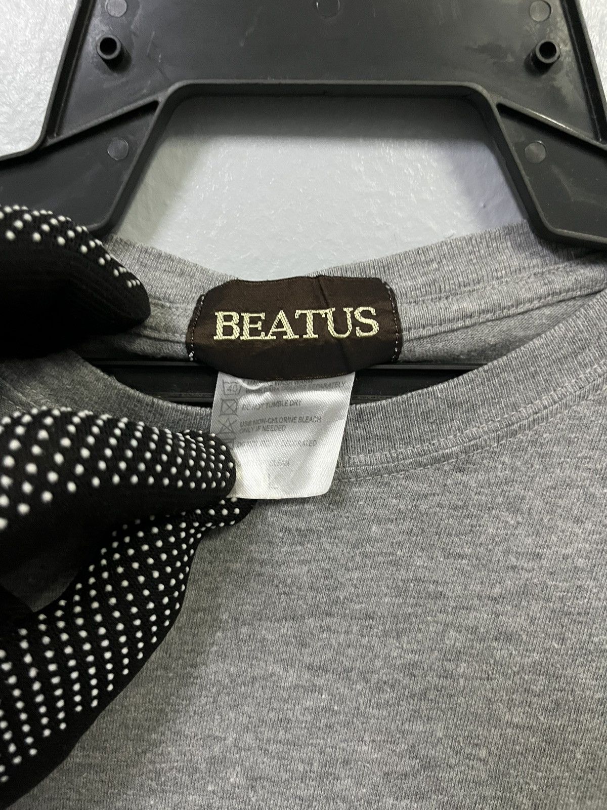 Other Spirit tee Size US M / EU 48-50 / 2 - 4 Thumbnail