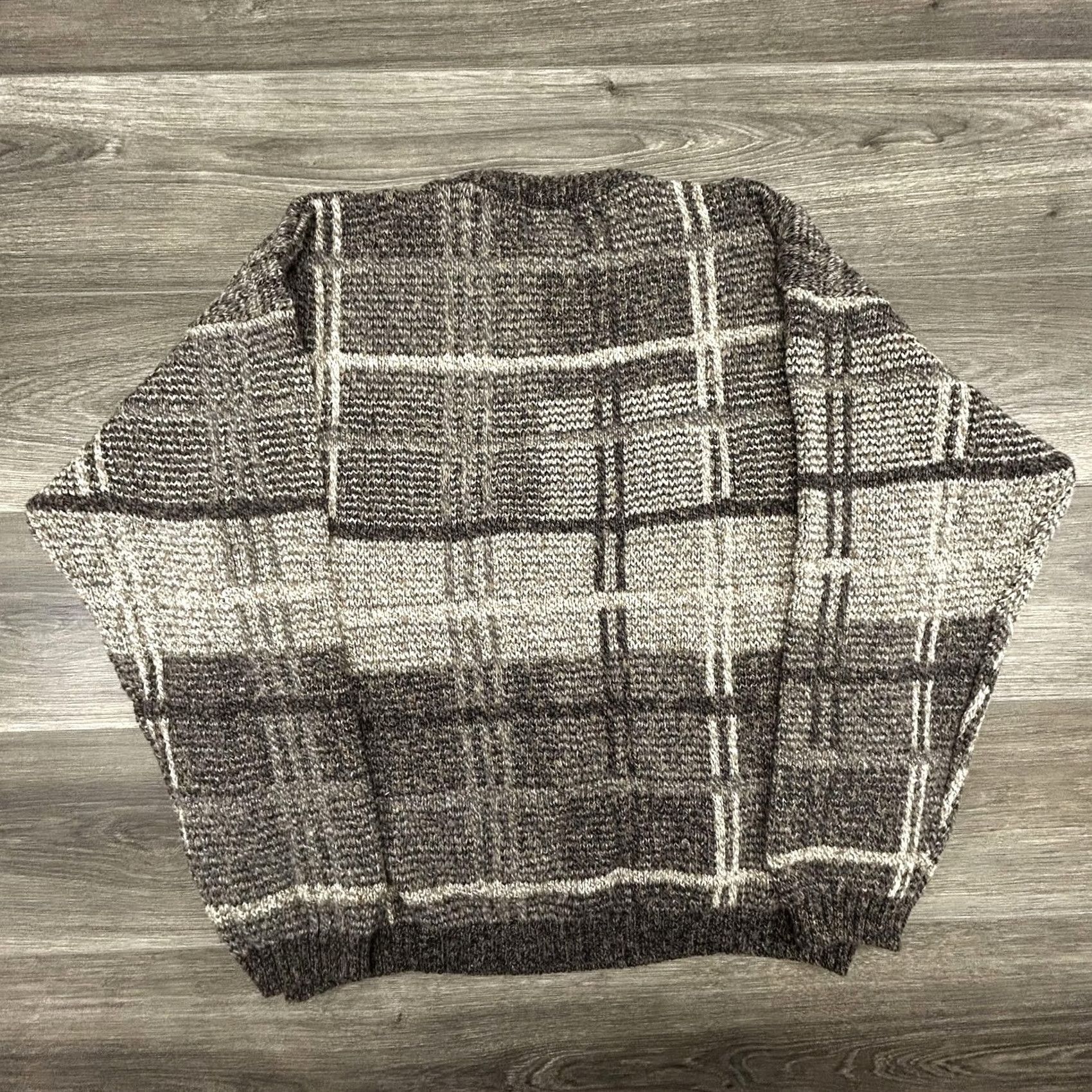 Vintage VINTAGE Woolrich Sweater Mens XL Gray Plaid Heavyweight Knit Wool 90s Pullover Crew Neck Wool Nylon Knit Size US XL / EU 56 / 4 - 2 Thumbnail