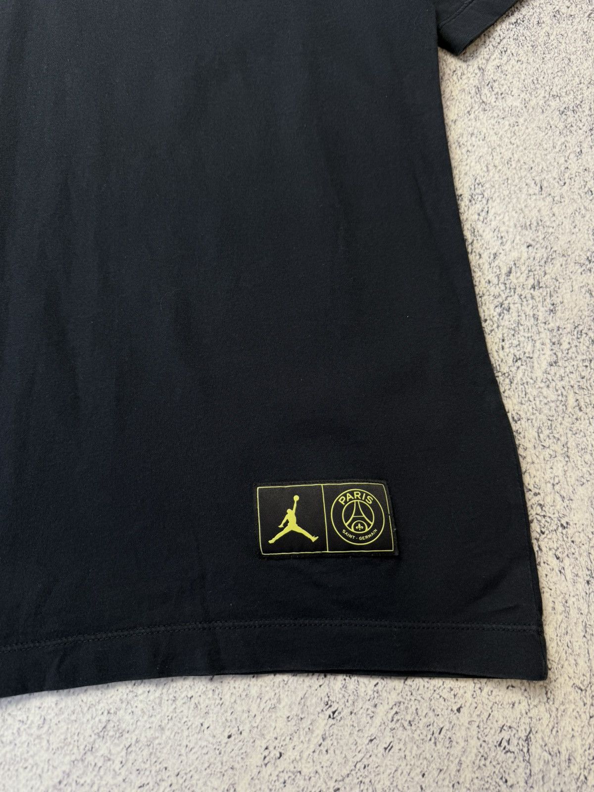Jordan Brand Mens Jordan PSG Paris T shirt Jersey Size US M / EU 48-50 / 2 - 4 Thumbnail