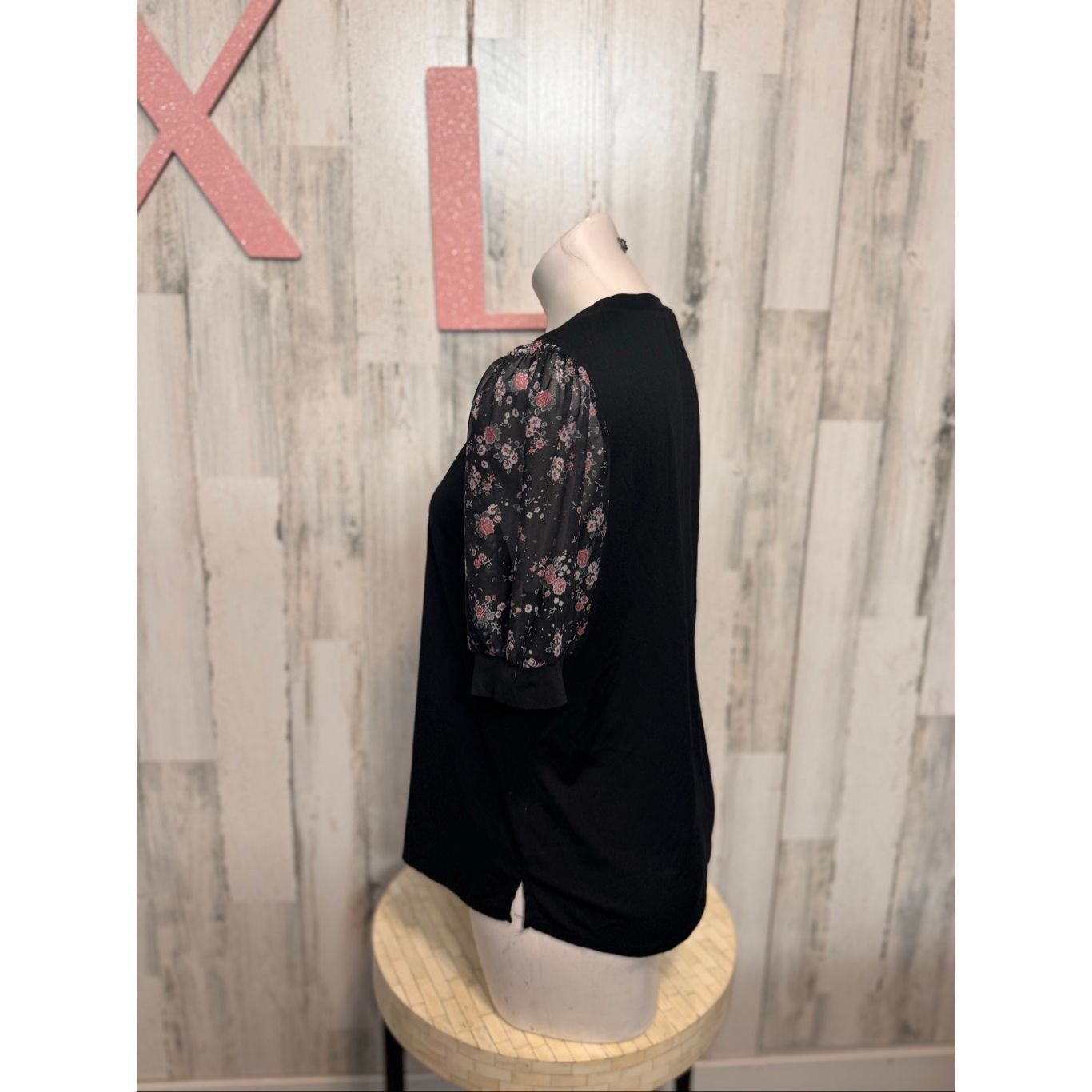 Other Alison Andrews Black Top XL Floral Puff Sleeve Blouse Stretchy Casual Workwear NWT Size XL / US 12-14 / IT 48-50 - 3 Thumbnail