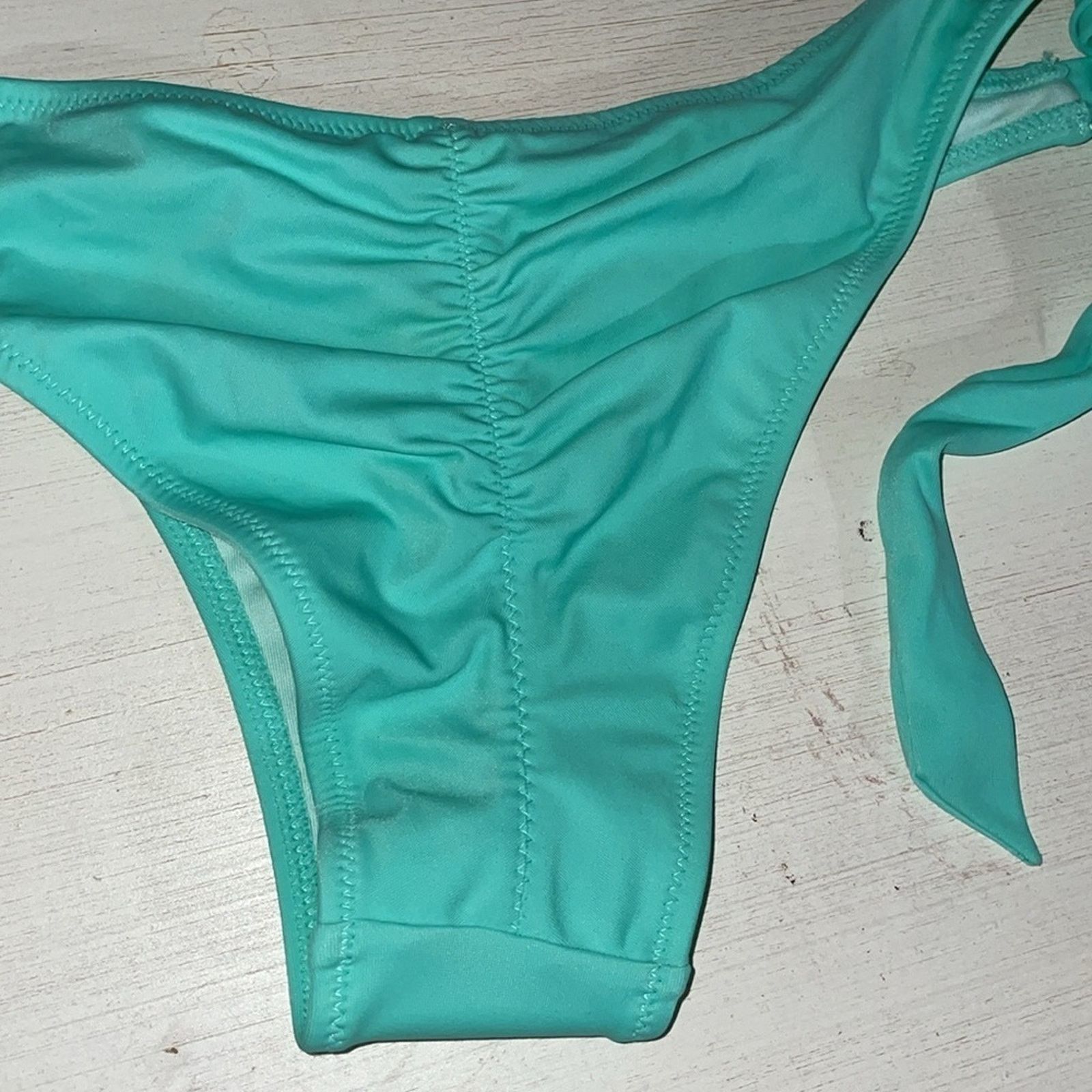 Victoria's Secret Victoria’s Secret Bikini bottom side tie itsy/la culotte de Size ONE SIZE - 5 Thumbnail
