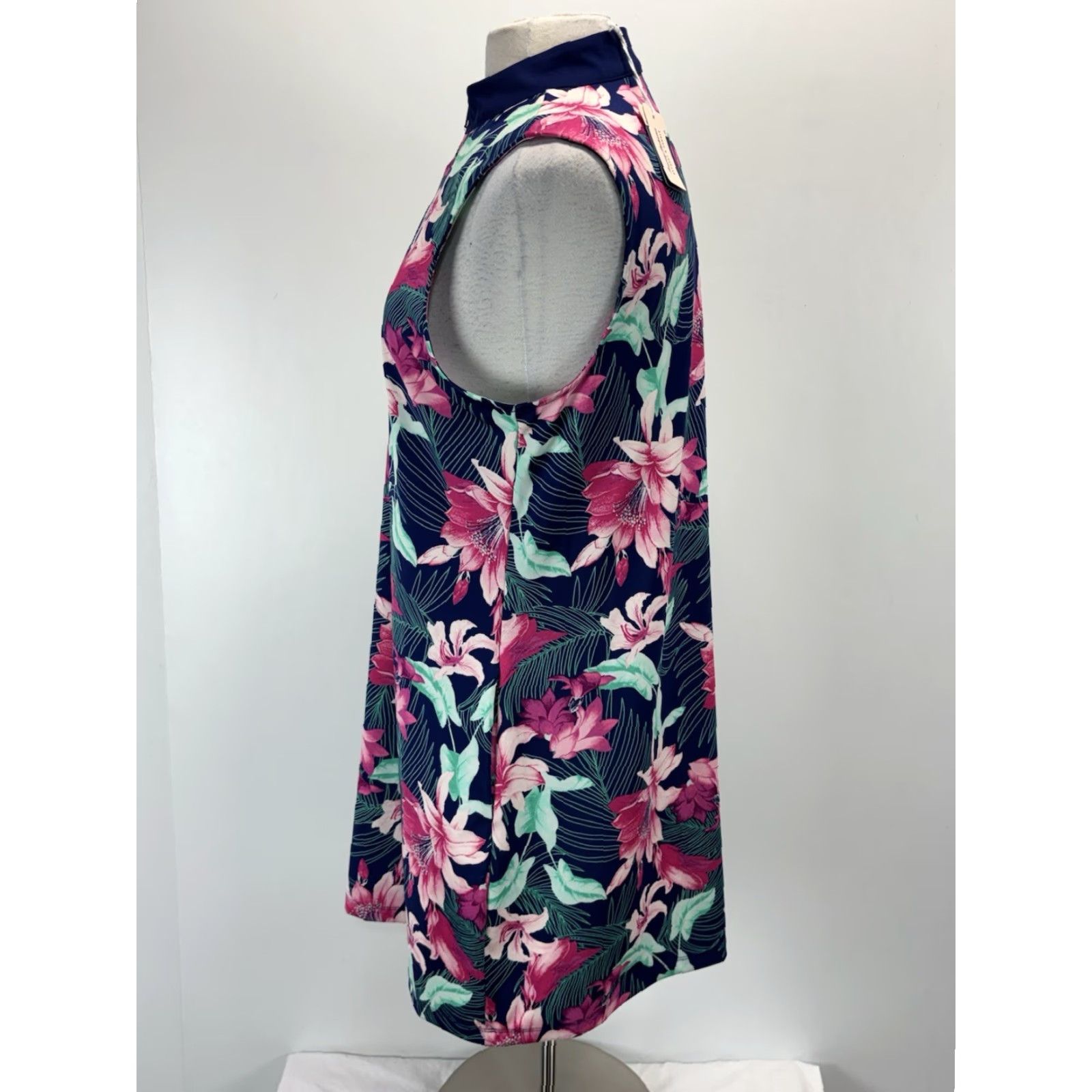 Tommy Bahama NEW Tommy Bahama Racquet & Paddle Active Floral Print Dress Size XL Blue UPF Size XL / US 12-14 / IT 48-50 - 2 Thumbnail