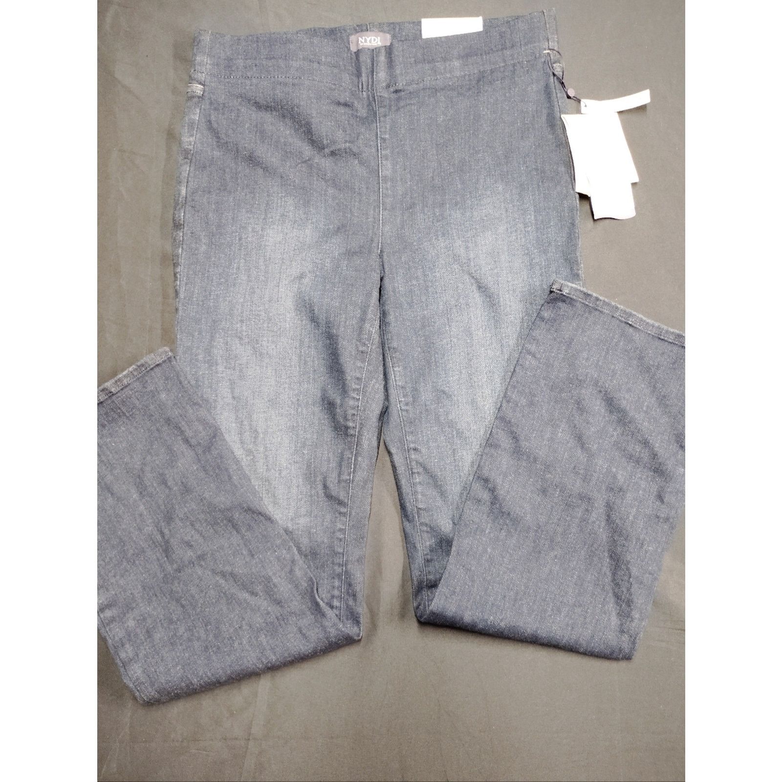 NYDJ NYDJ Straight Leg Jeans in Dark Blue Wash Size 30" / US 8 / IT 44 - 1 Thumbnail