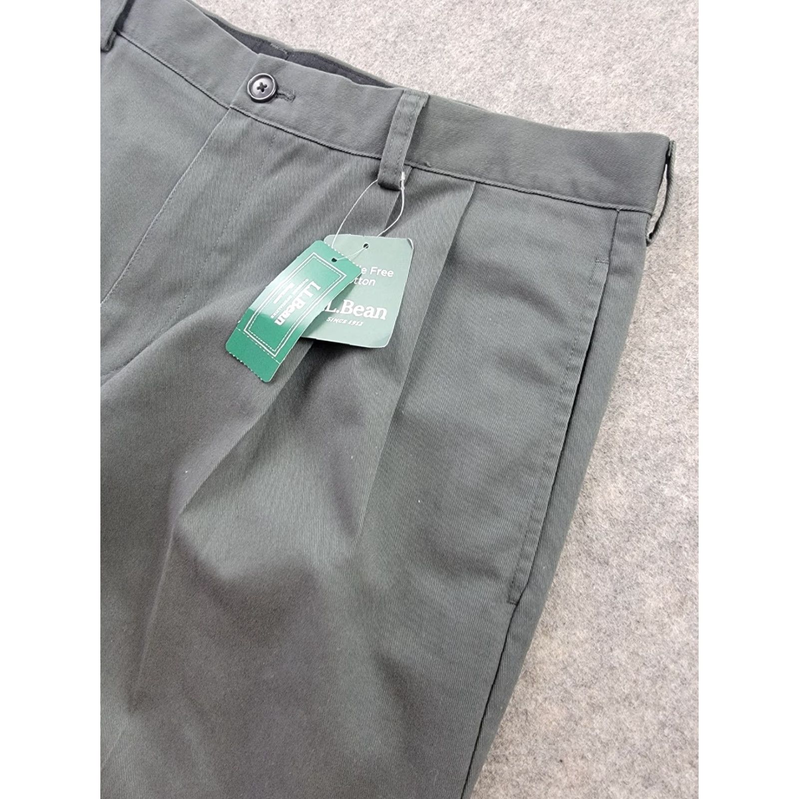 Vintage LL Bean Pants Mens 36x34 Gray Chino Pleated 100% Cotton NWT Double L Size US 36 / EU 52 - 3 Thumbnail
