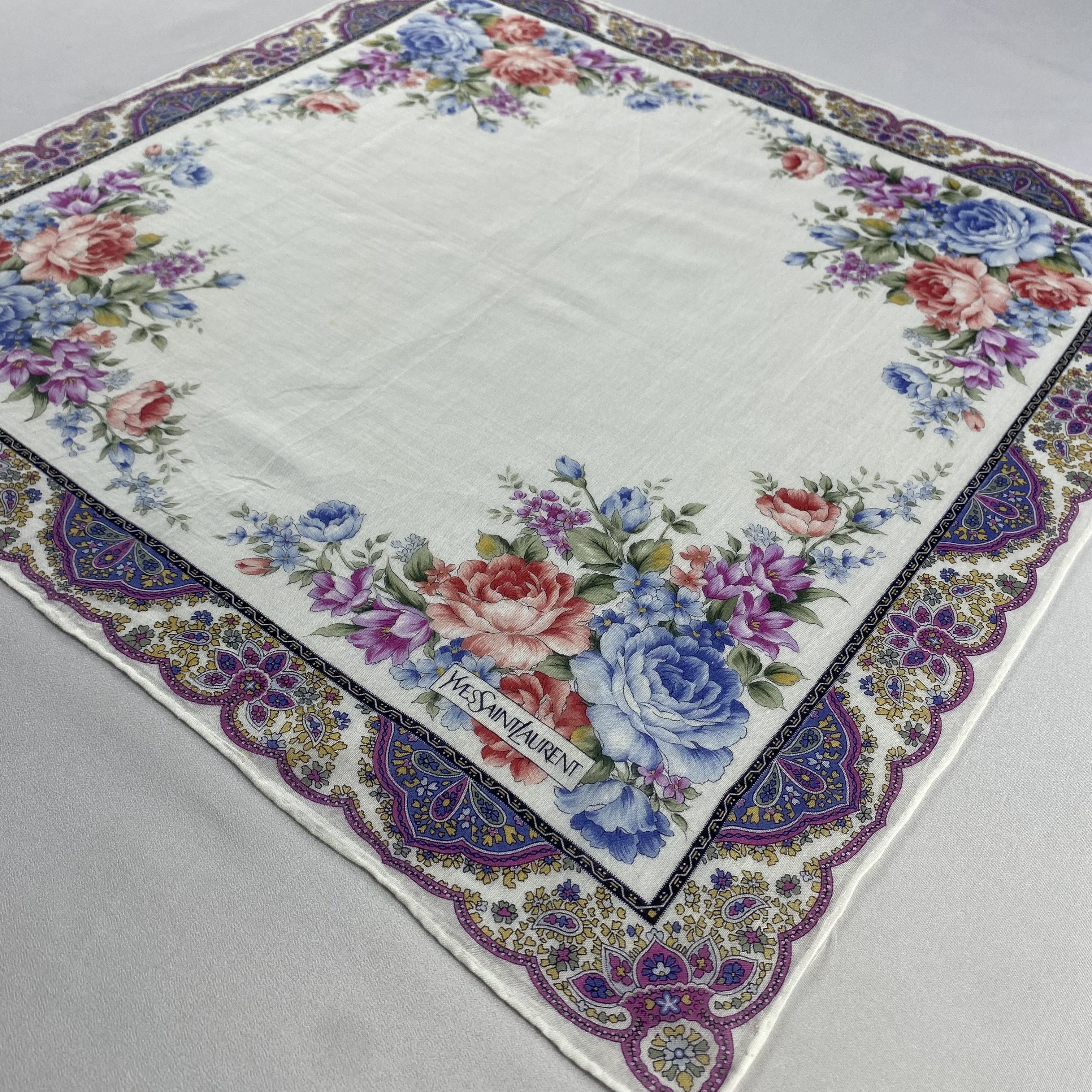 Vintage Yves Saint Laurent Bandana/ Handkerchief / Neckerchief-P1309 Size ONE SIZE - 2 Thumbnail