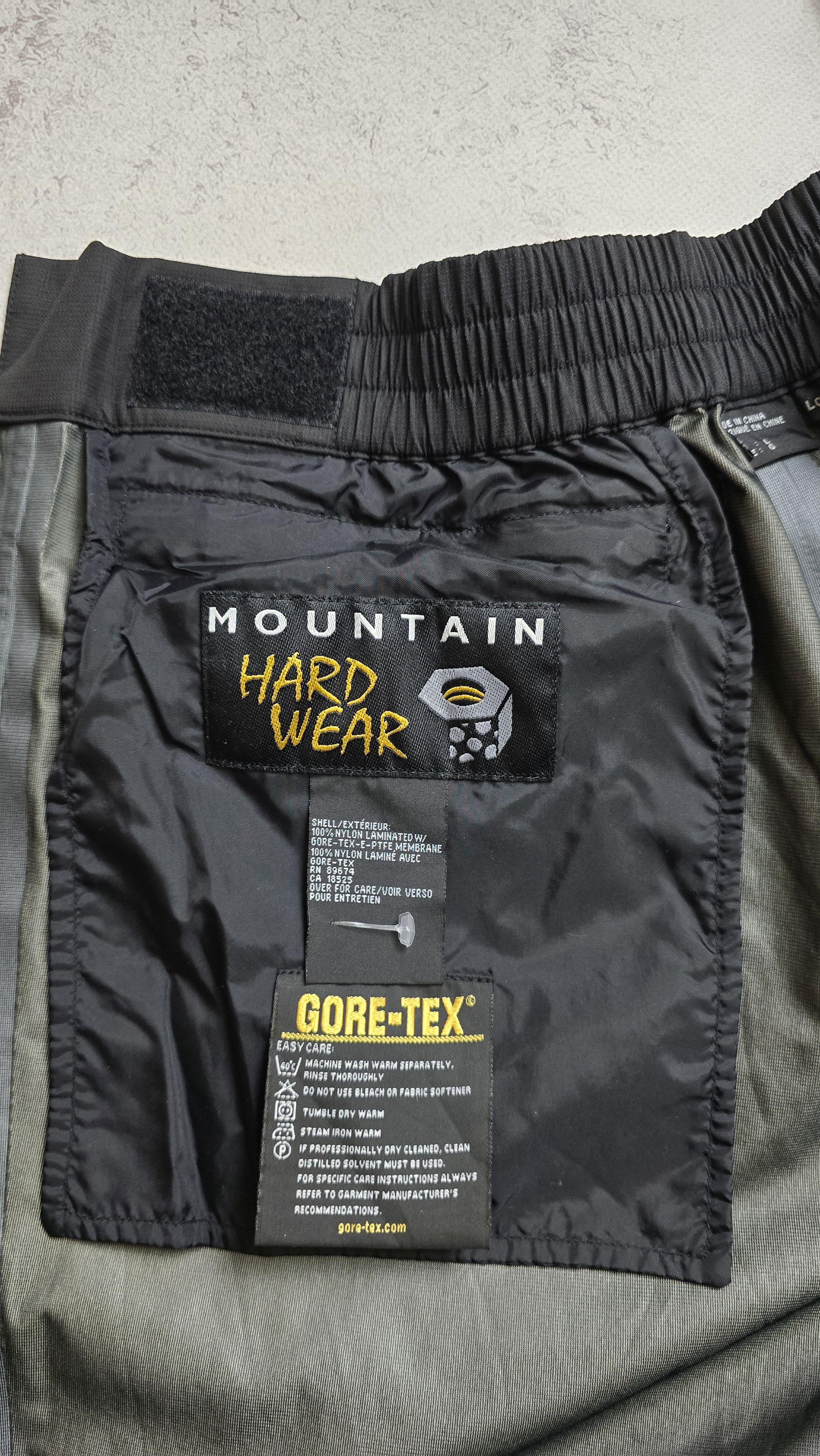 Mountain Hardwear Gore-Tex XCR Ski Pants Black Men’s L Winter Snow Waterproof Size US 36 / EU 52 - 13 Thumbnail