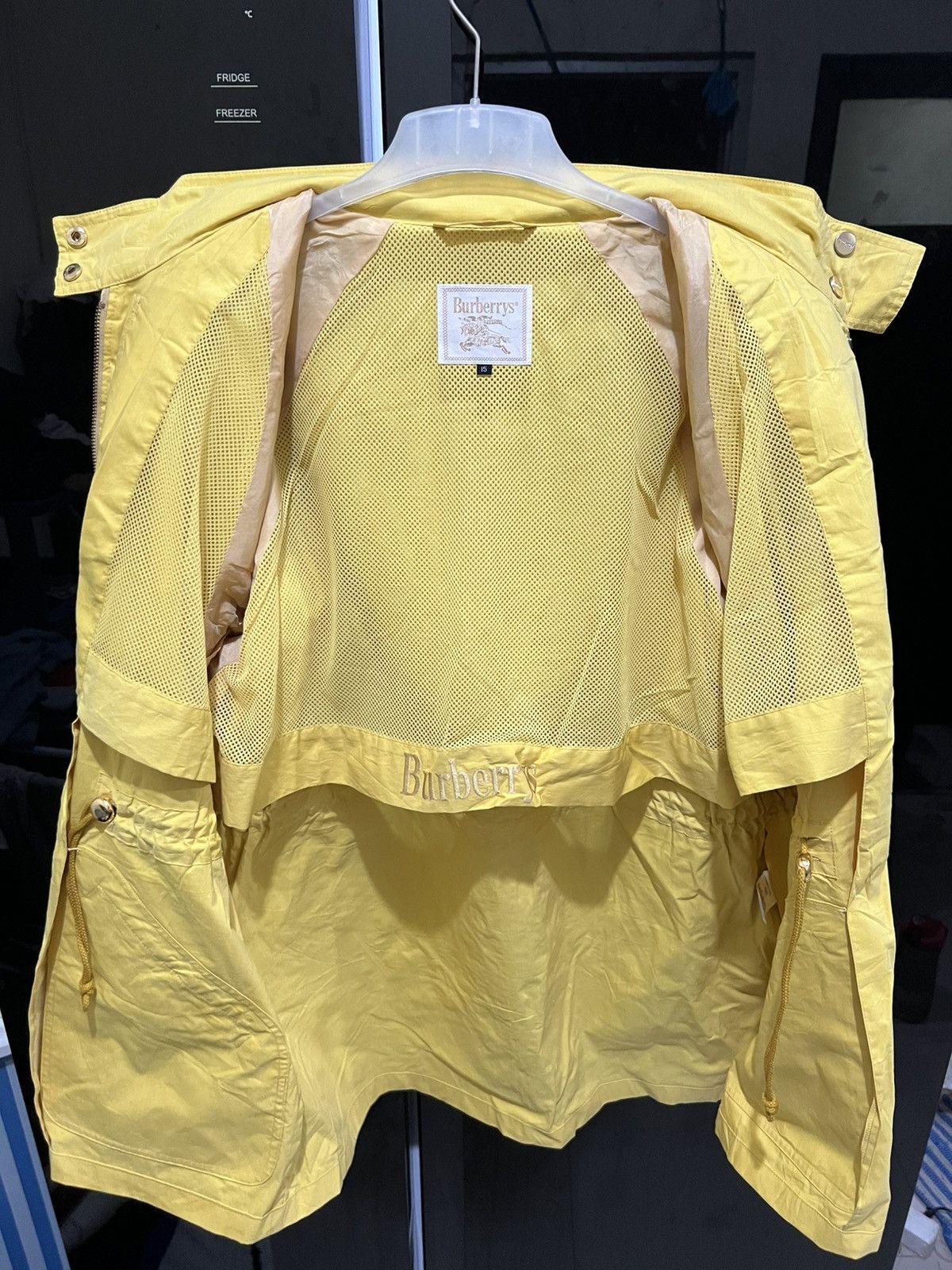 Burberry × Burberry Prorsum × Vintage Vintage 90s Burberrys Lightweight Coat Yellow Size US M / EU 48-50 / 2 - 5 Thumbnail