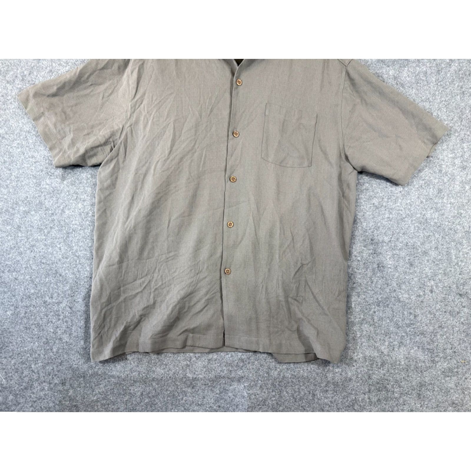 Tommy Bahama Tommy Bahama Cabana Shirt Mens XL Gray Silk Short Sleeve Button-Up Original Fit Pocket Size US XL / EU 56 / 4 - 4 Thumbnail