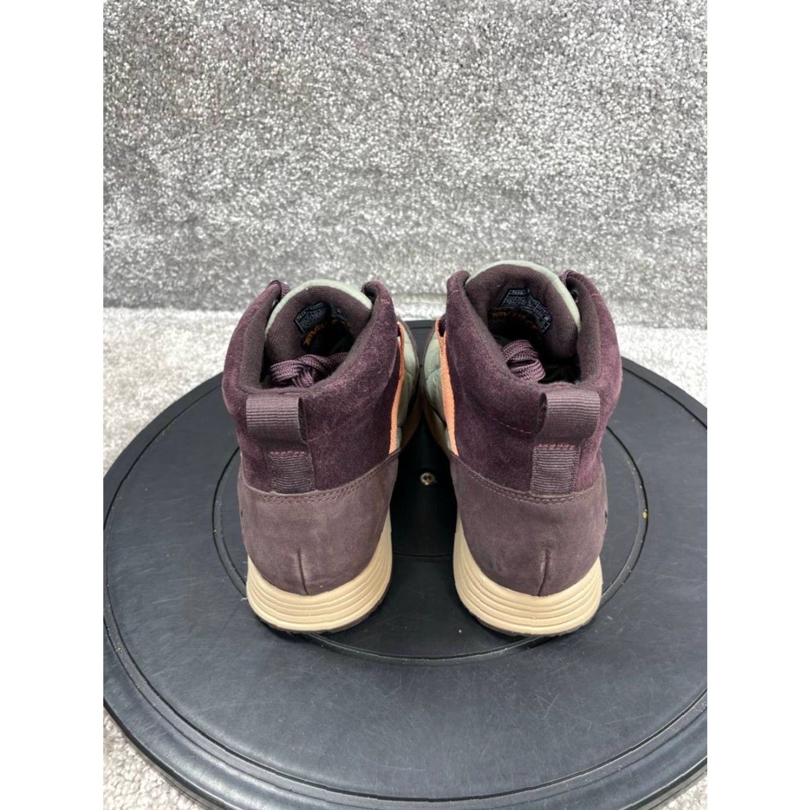 Teva VINTAGE Teva Women's Hiking Boots Ankle Waterproof Leather Size 5.5 Burgundy Fall Winter Size US 5.5 / IT 35.5 - 6 Thumbnail