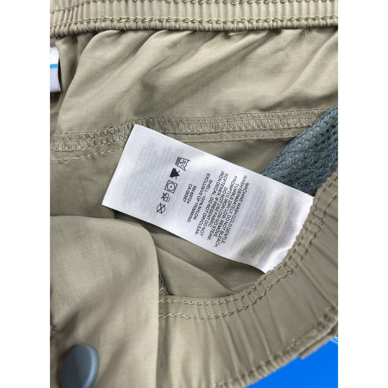 Vintage NWT Columbia Sandy River Cargo Shorts Women's XL Nylon Khaki Outdoor Hiking Size 40" / US 18 - 5 Thumbnail