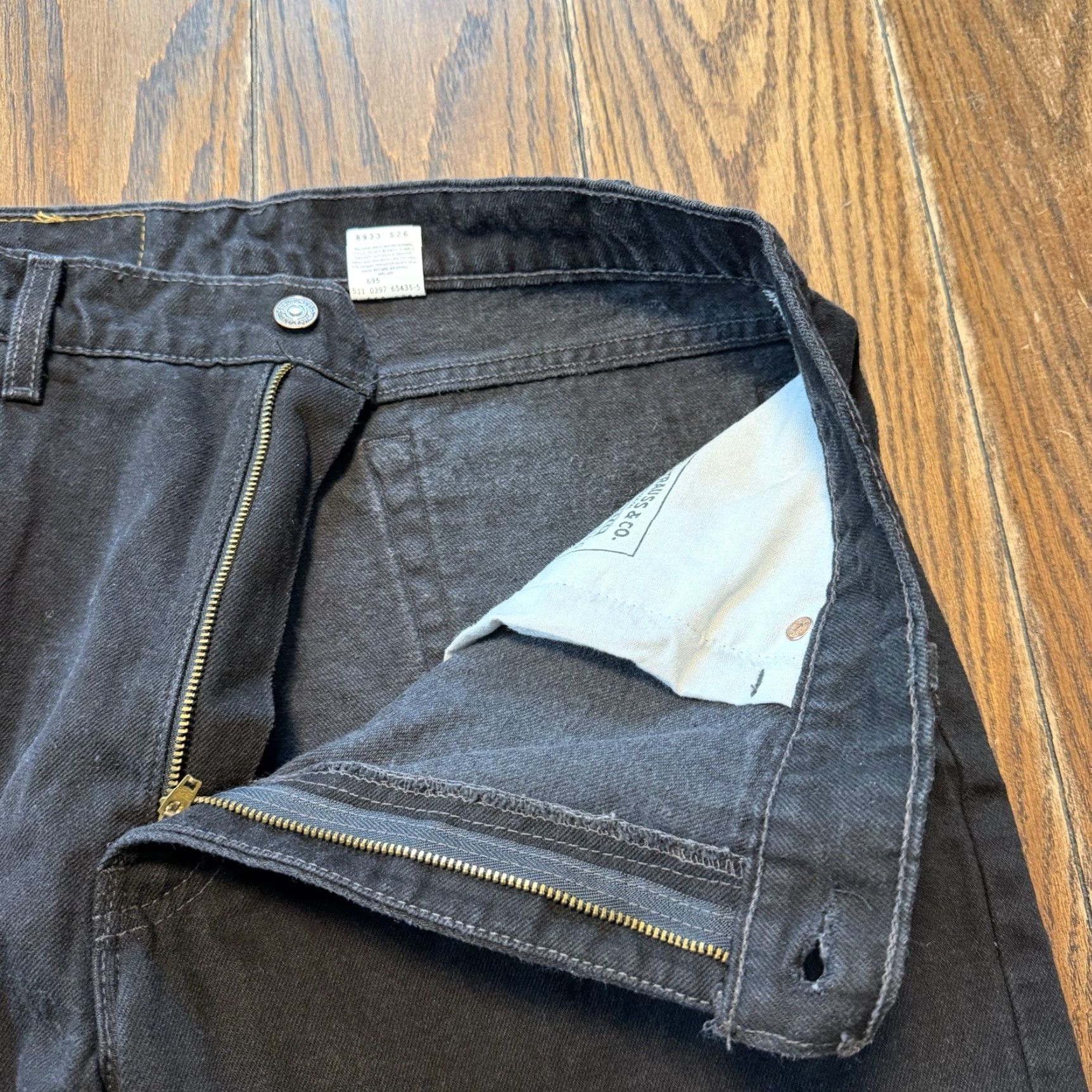 Levi's VINTAGE Levis Jeans 560 Comfort Loose Tapered Leg Black Mens 36x30 USA Made Size US 36 / EU 52 - 4 Thumbnail