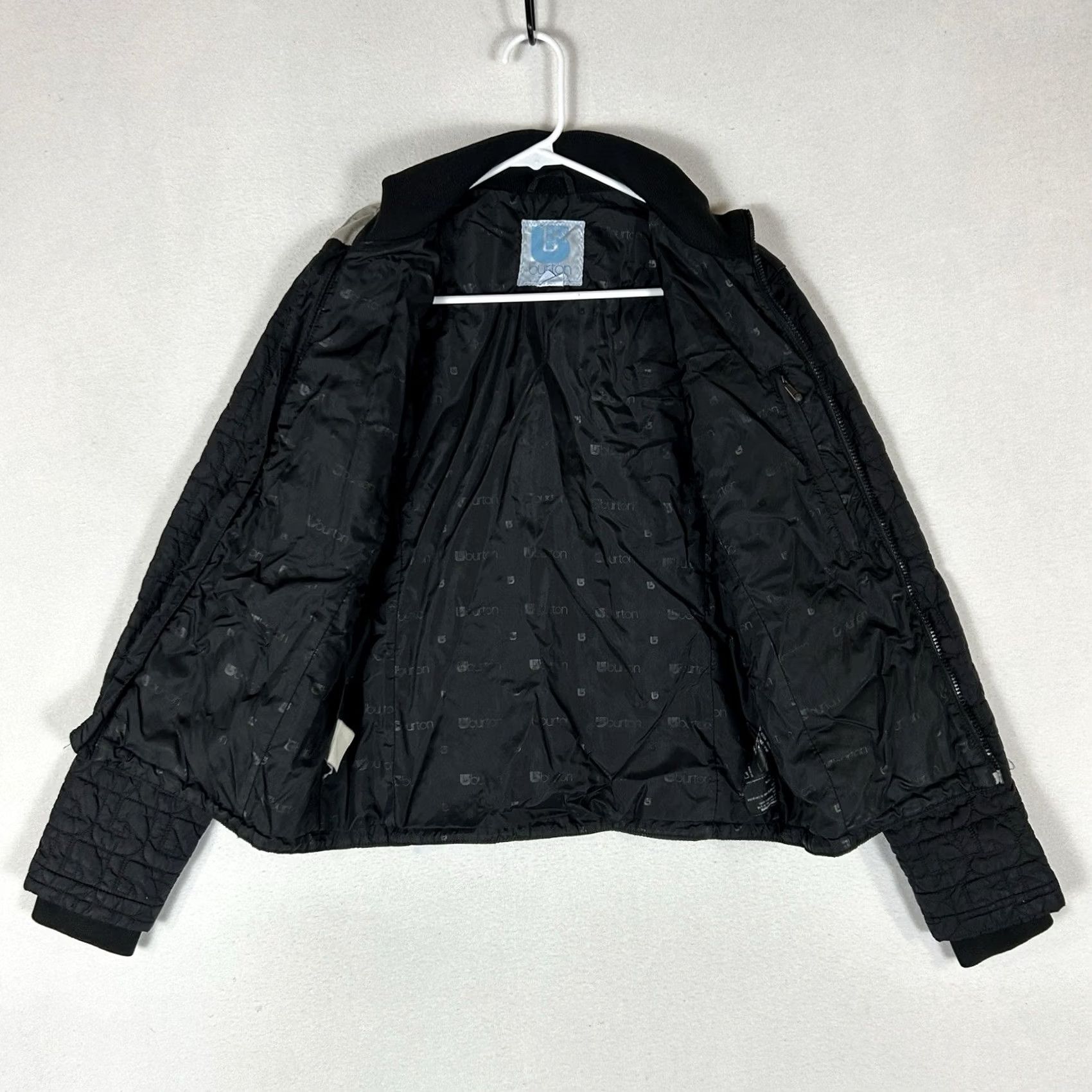 Burton Burton Puffer Quilted Jacket Ladies Teens Medium Black Pockets Full Zip Casual Size M / US 6-8 / IT 42-44 - 3 Thumbnail