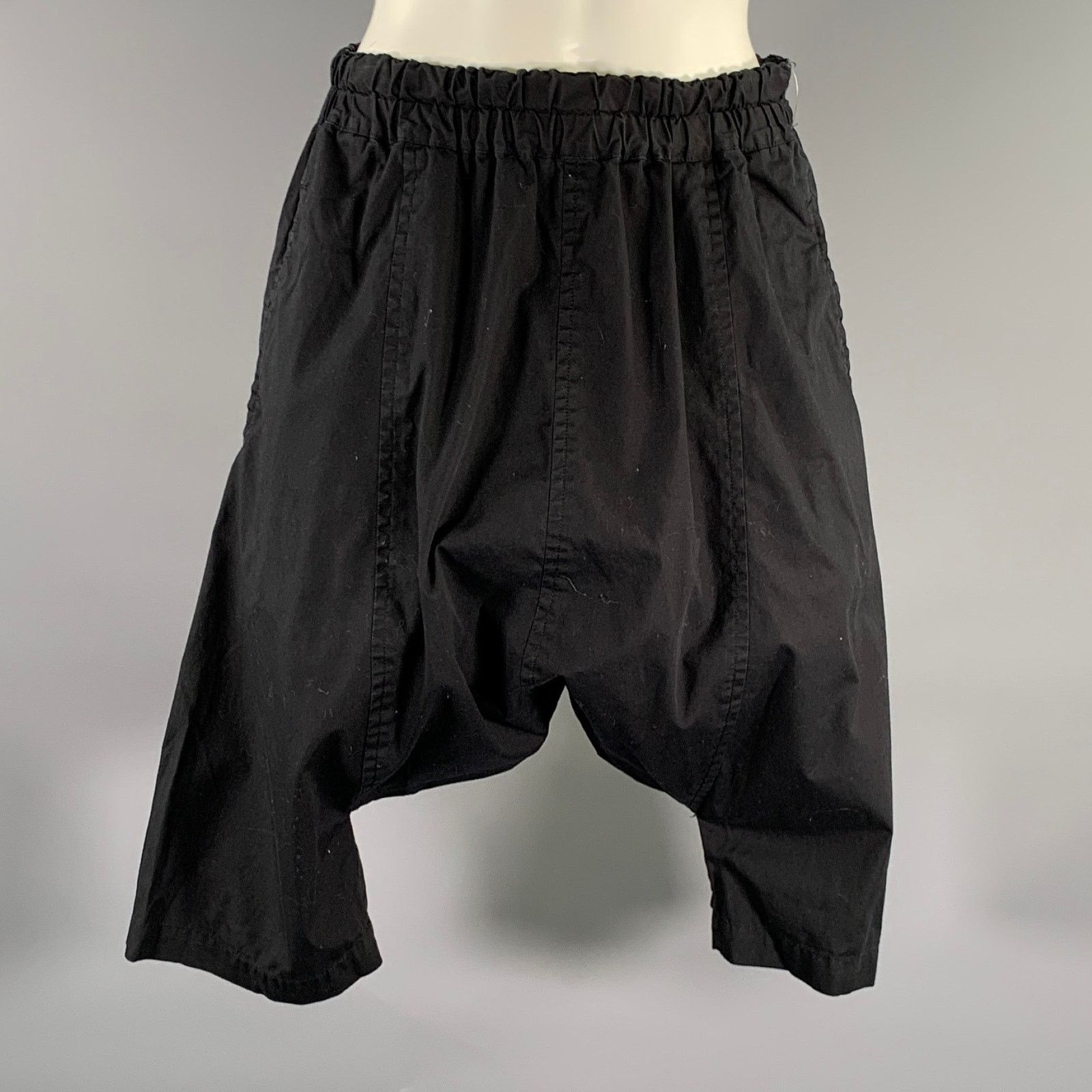 Comme des Garcons COMME des GARCONS Size S Black Cotton Drop crotch Shorts Size 27" / US 4 / IT 40 - 1 Thumbnail
