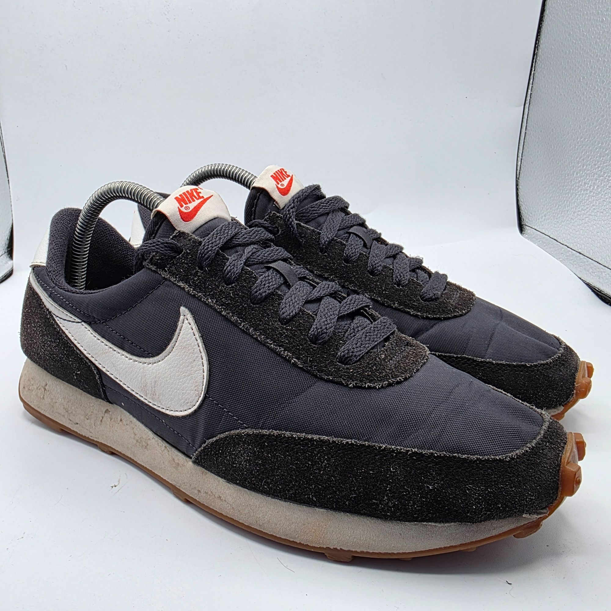Nike Nike Daybreak Womens Size 9 Black White Red Shoes Athletic W Size US 9 / IT 39 - 1 Thumbnail