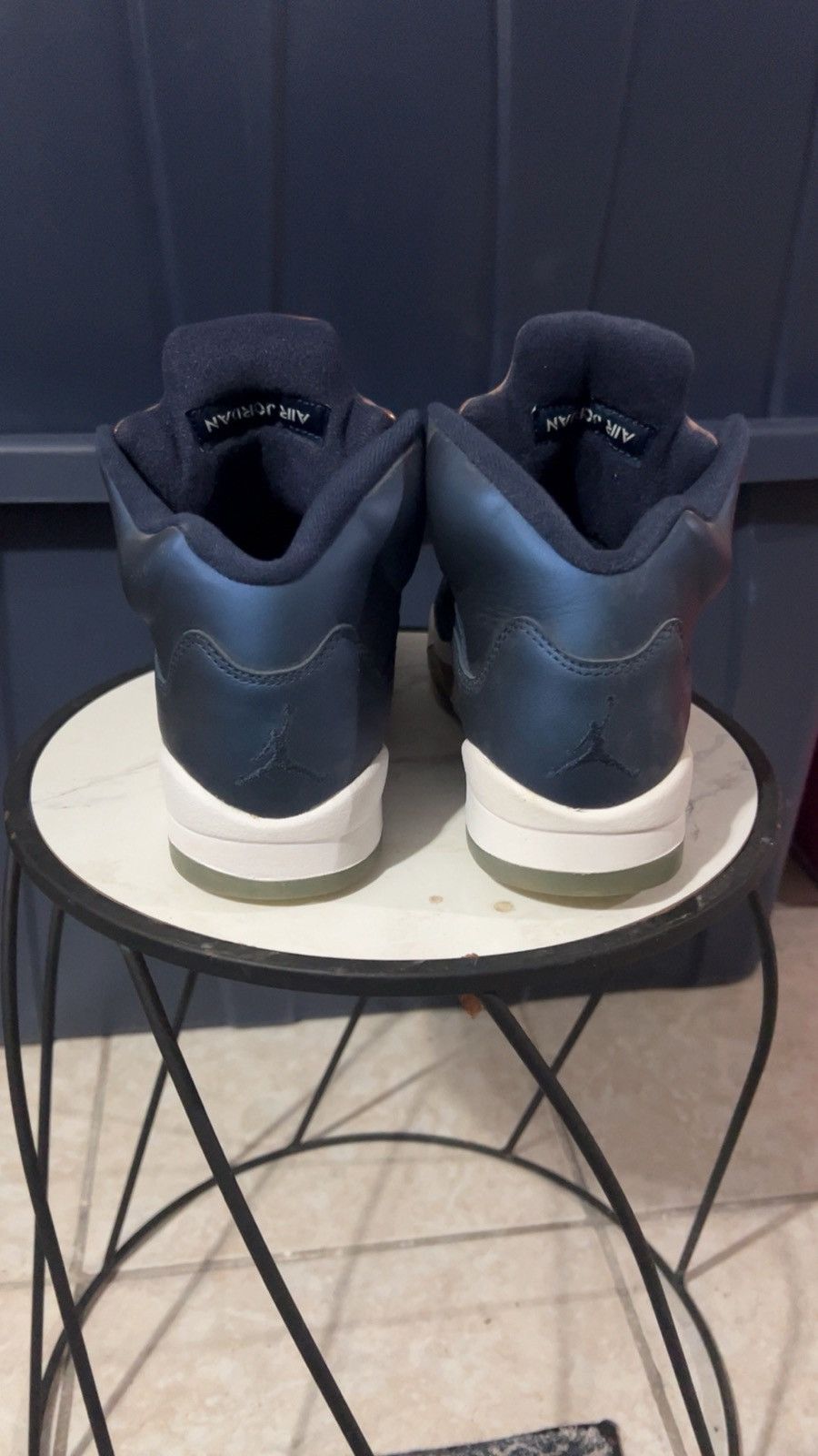 Nike Retro Jordan Bronze 5 Size US 6 / EU 39 - 4 Thumbnail