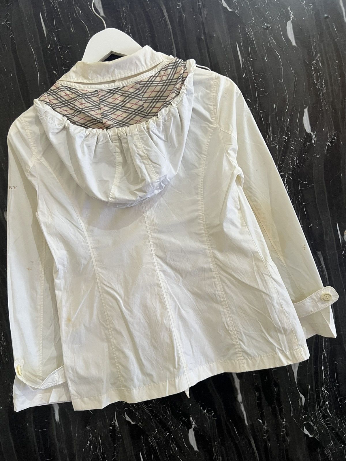 Burberry BURBERRY LONDON WHITE JACKET Size US S / EU 44-46 / 1 - 5 Thumbnail