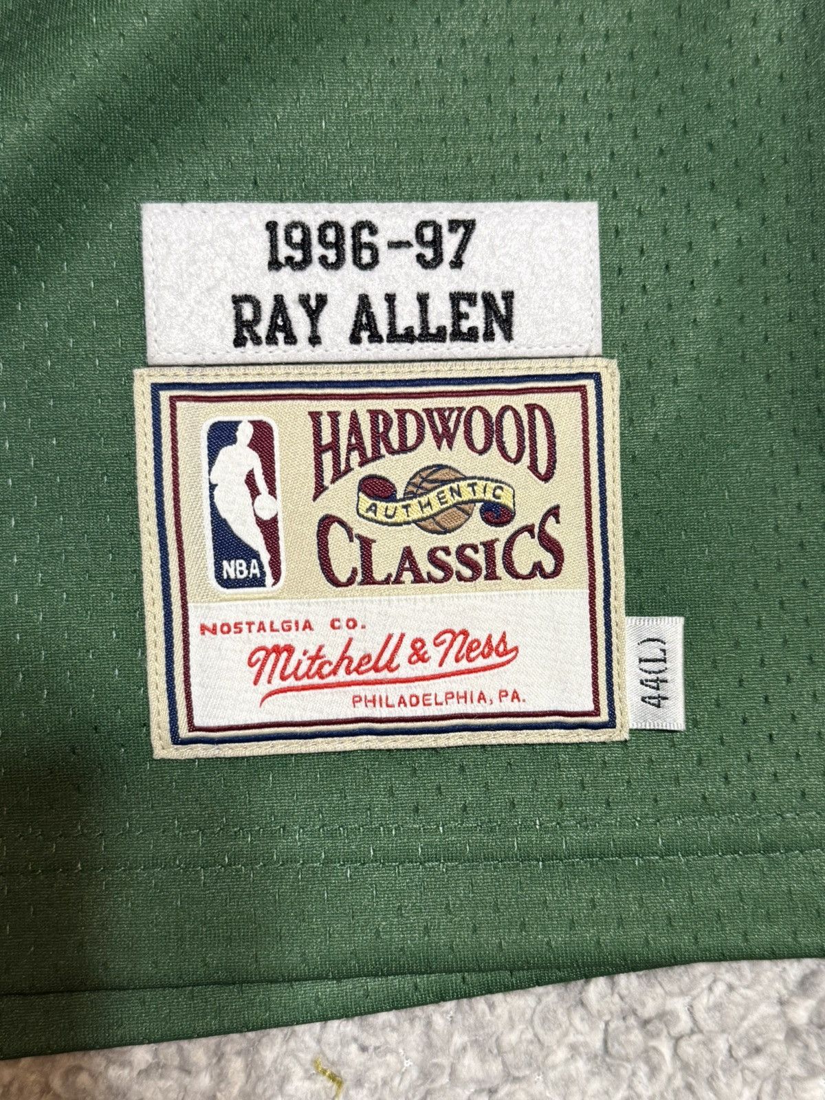 Mitchell & Ness Ray allen authentic jersey Size US L / EU 52-54 / 3 - 6 Thumbnail
