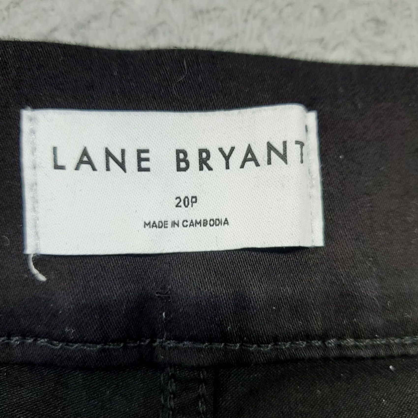 Vintage Lane Bryant Womens Jegging Jeans 20P Black High Rise Pull On Petite 5-Pocket Denim Stretch Jeans Size 42" / US 20 - 7 Thumbnail