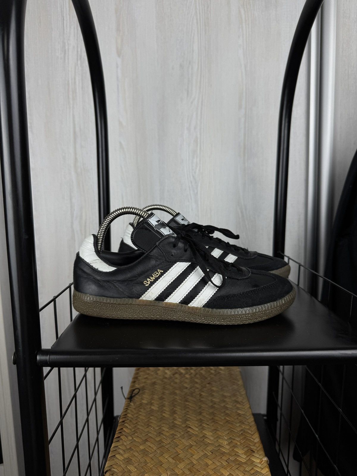 adidas gazelle silver green womens Response IG99 men's black Adidas shoes  Sir126