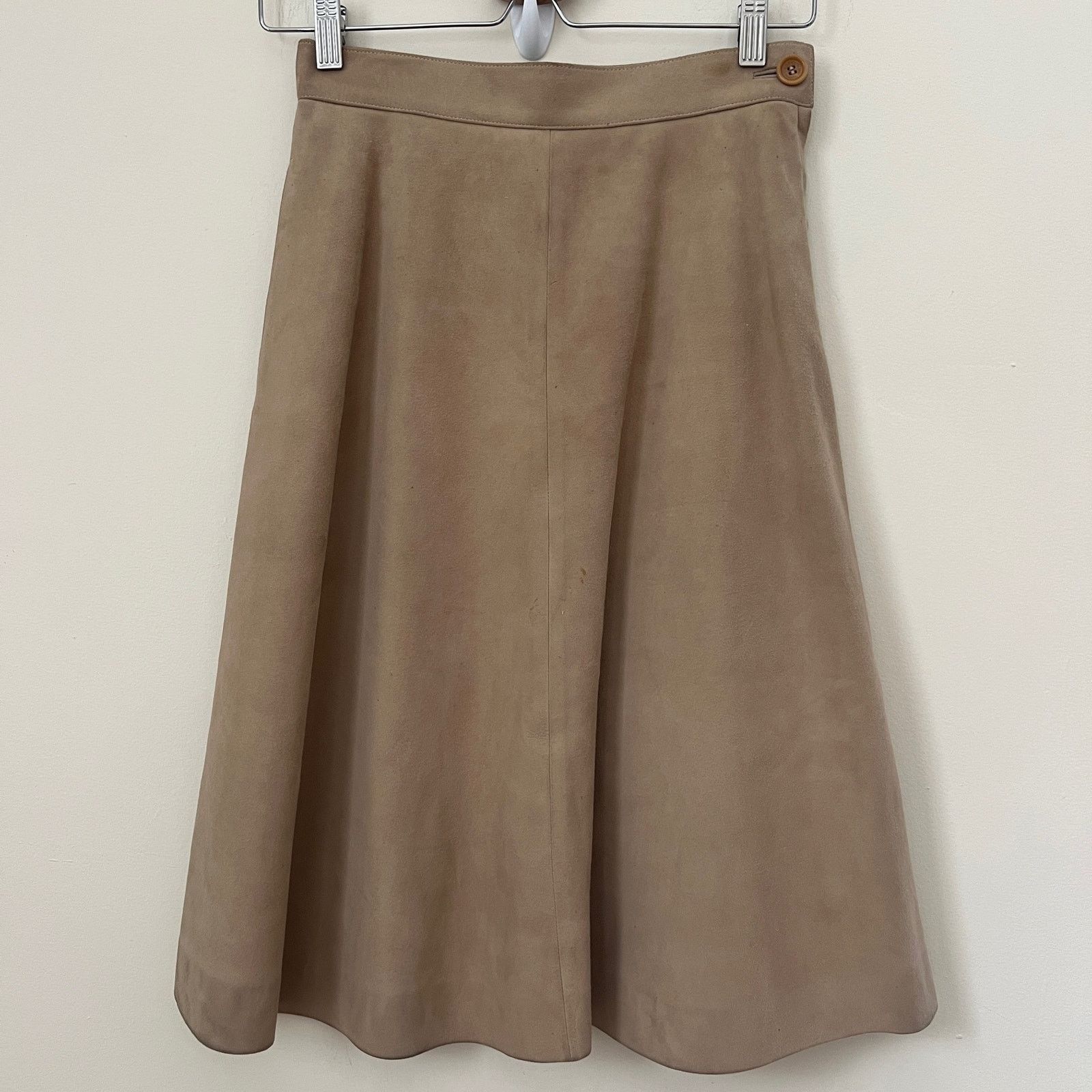Loewe LOEWE Classic A Line Suede Tan Skirt Size 38 (XS / 0-2 US) Size 24" / US 00 / IT 34 - 1 Thumbnail