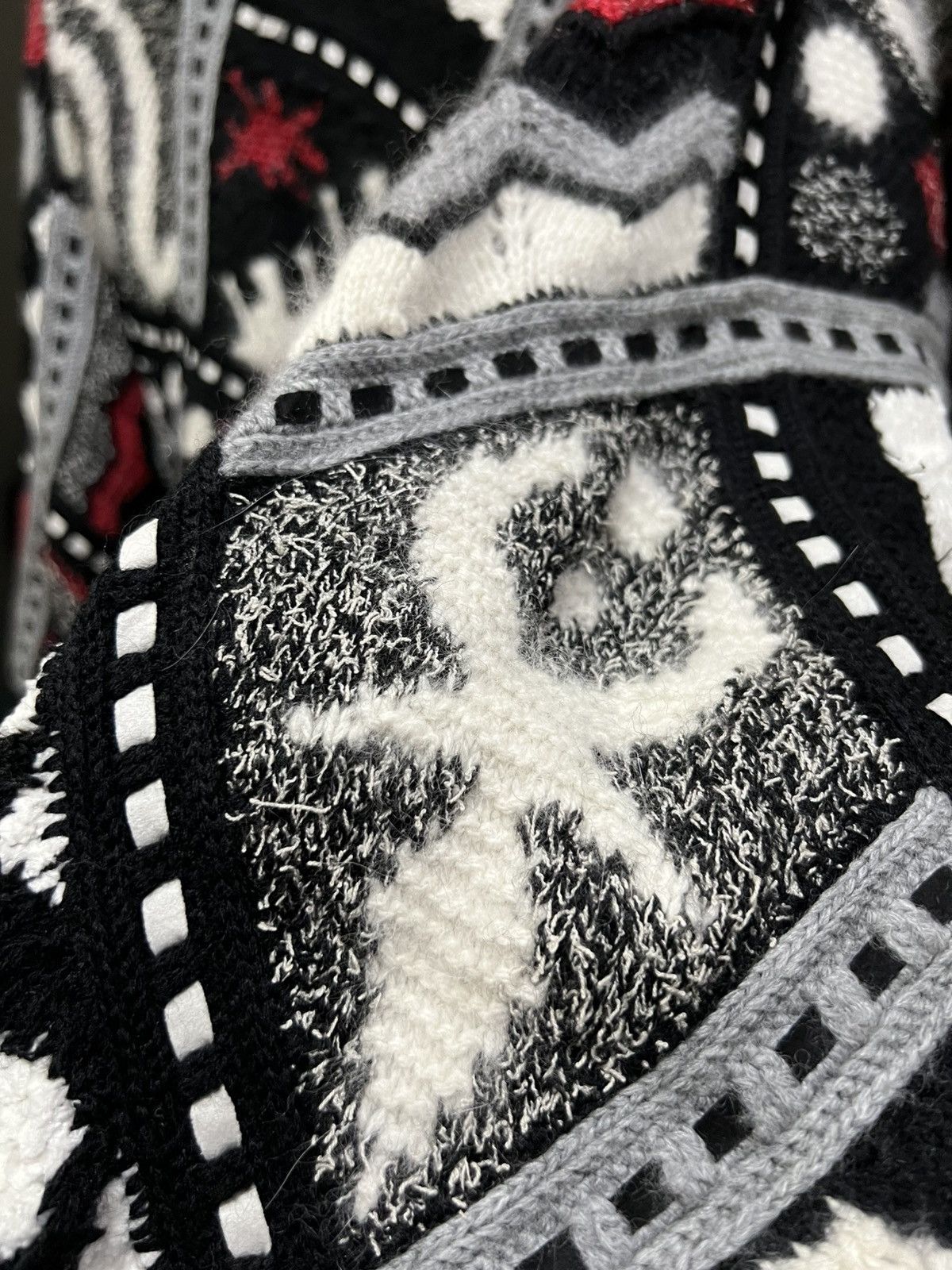 Yoshiyuki Konishi Archive Rare Artwork Yoshiyuki Konishi 3D Hand Knit Size US L / EU 52-54 / 3 - 7 Thumbnail