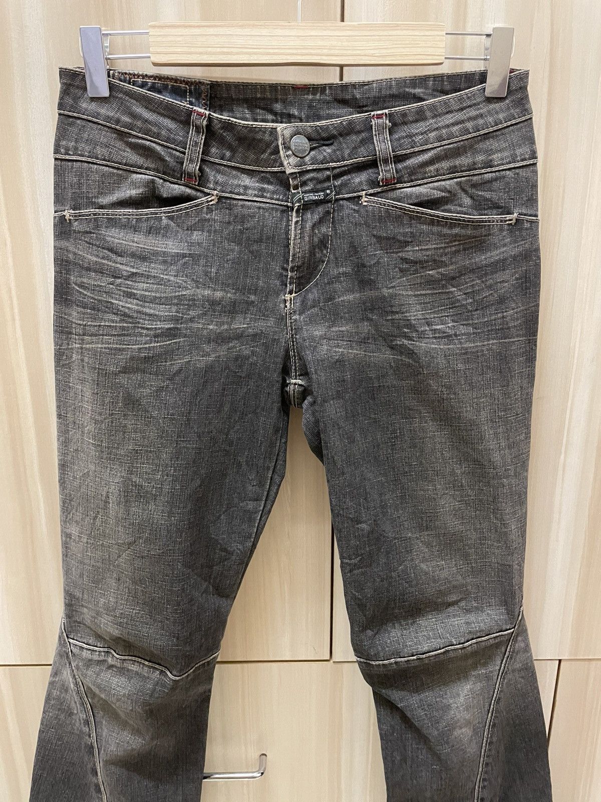 Marithe + Francois Girbaud MFG Marithe Francois Girbaud Flare Jeans Size US 29 - 2 Thumbnail