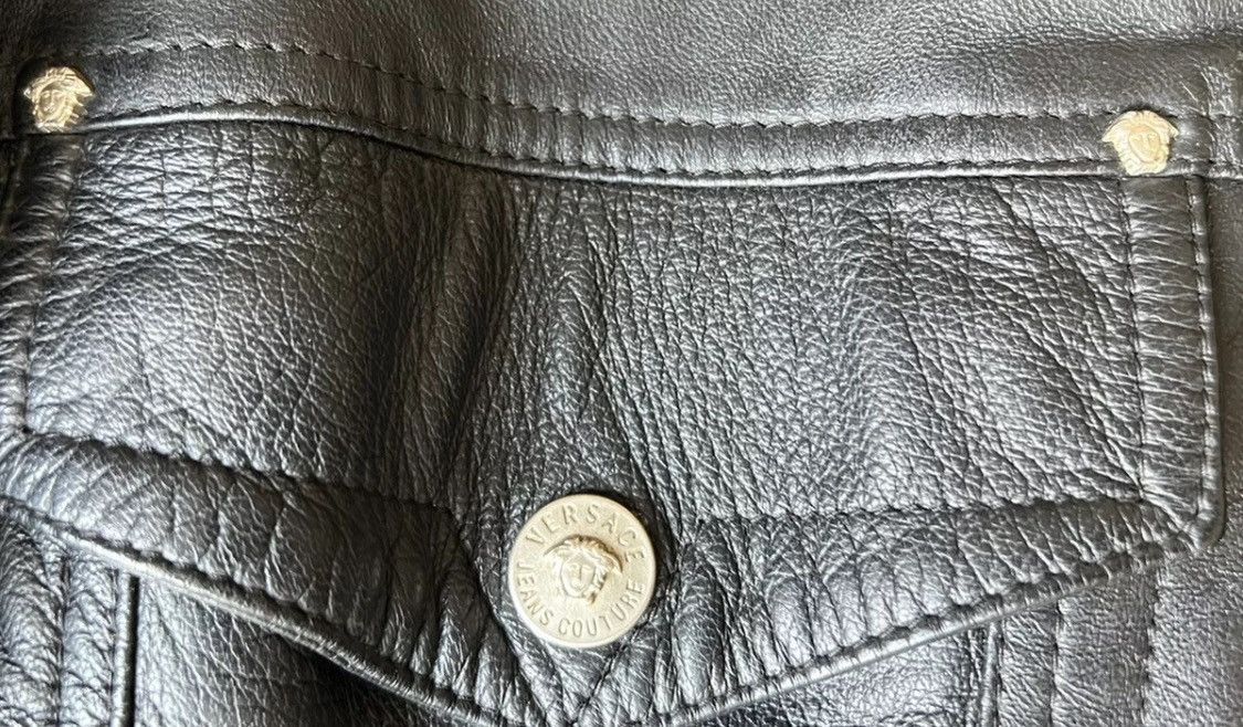Versace 💥Vintage💥Versace💥Trucker Jacket Medusa snap buttons (Rare) Size US XL / EU 56 / 4 - 6 Thumbnail