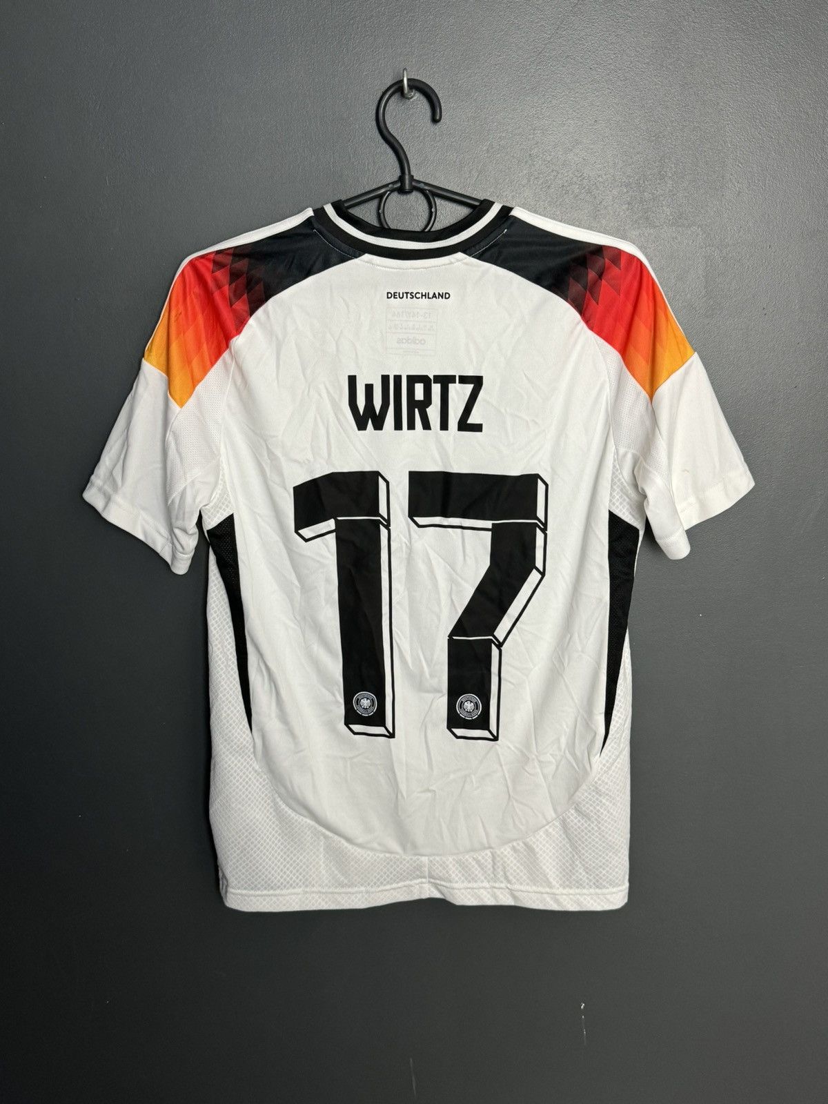 Adidas KIDS Germany 2024 Wirtz Football Jersey Size US XS / EU 42 / 0 - 1 Thumbnail