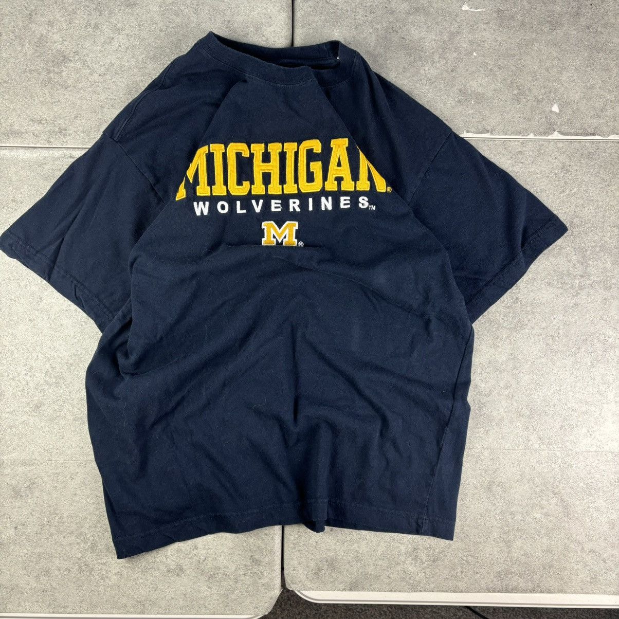 Other navy blue michigan wolverines embroidered spell-out tshirt Size US M / EU 48-50 / 2 - 1 Thumbnail