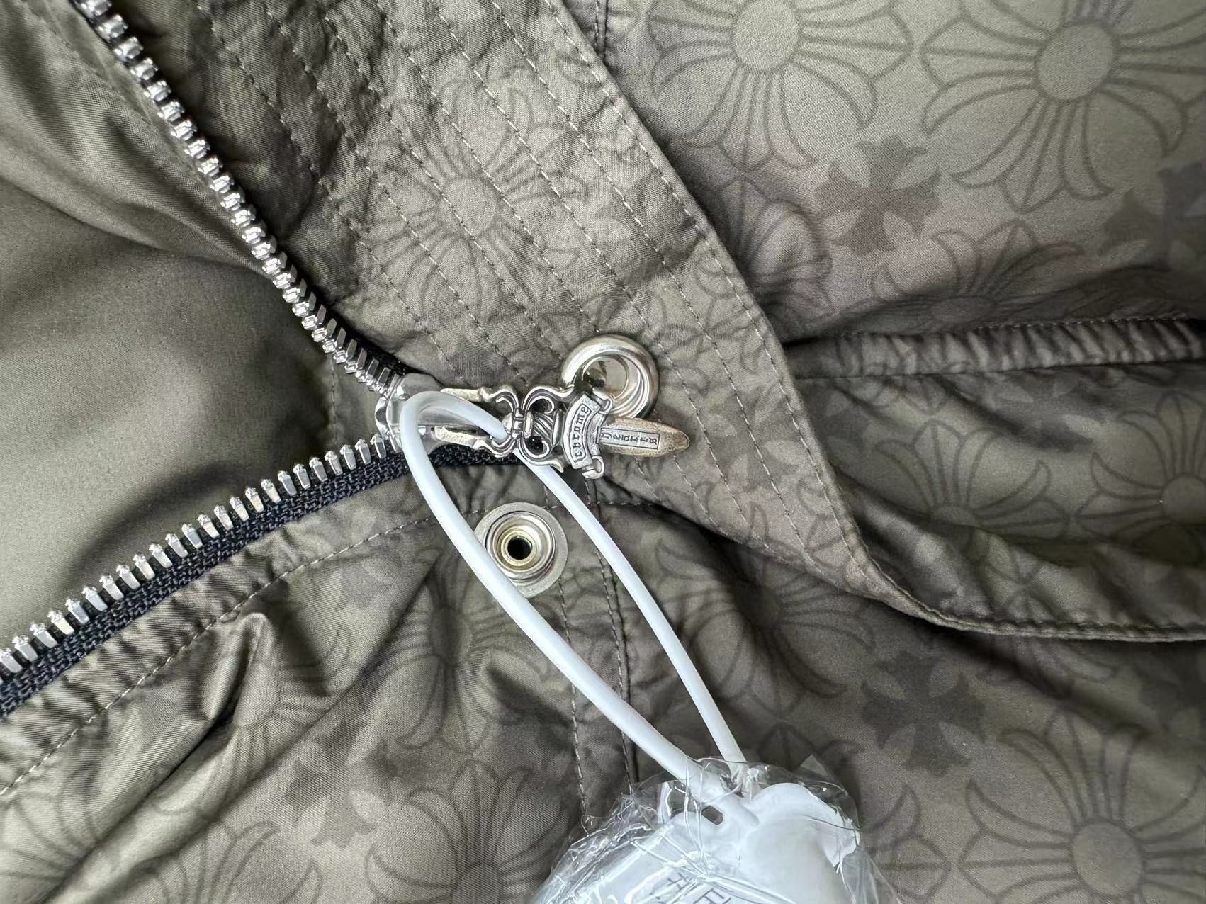 Chrome Hearts Chrome Hearts Tonal Monogram Cross Pattern Puffer Jacket Size US XXL / EU 58 / 5 - 7 Thumbnail